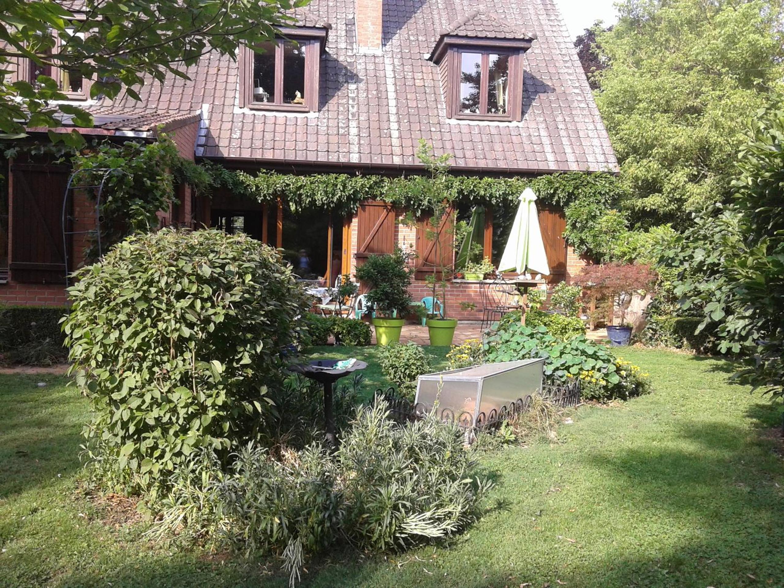 Photo 33