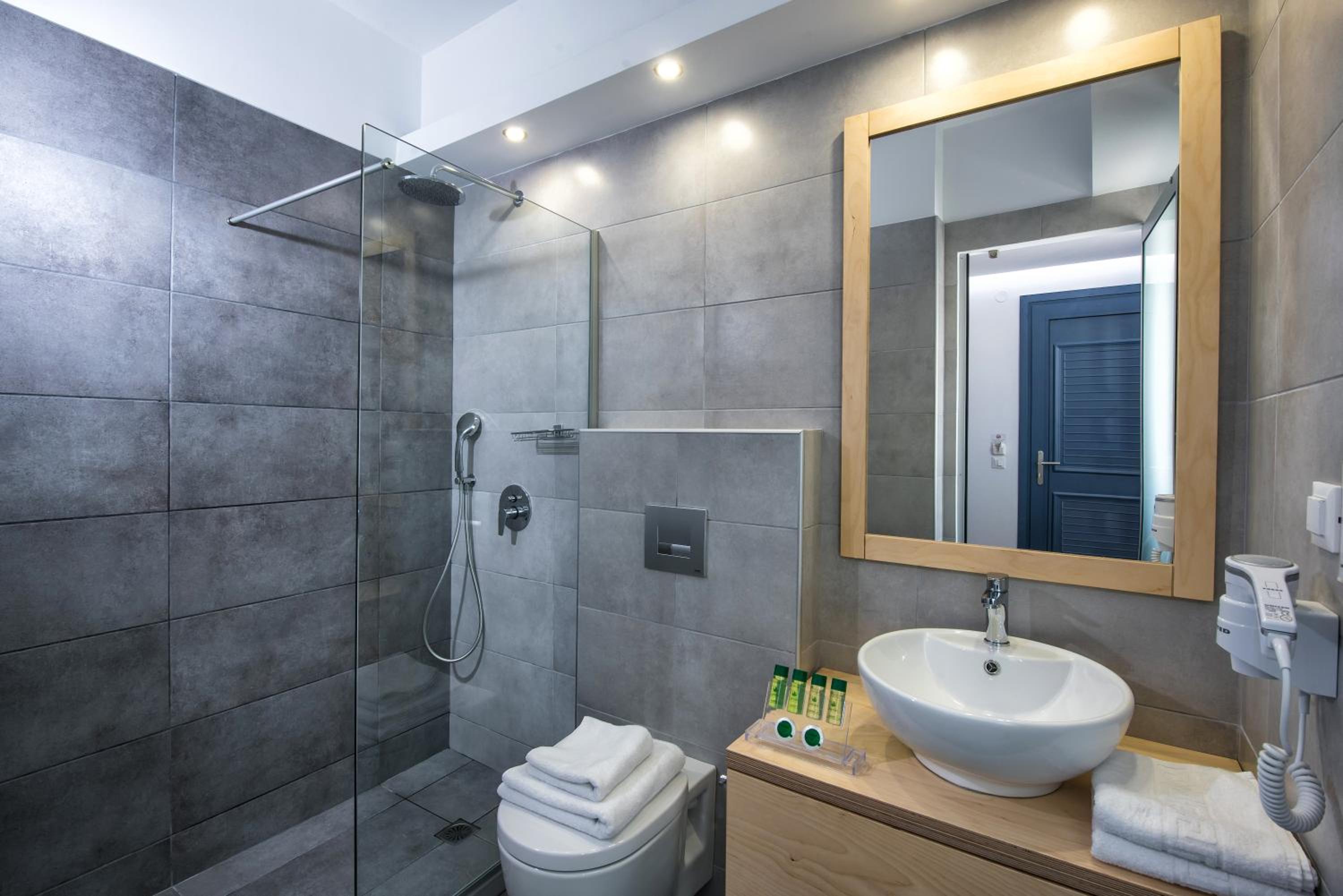Astra Village & Suites