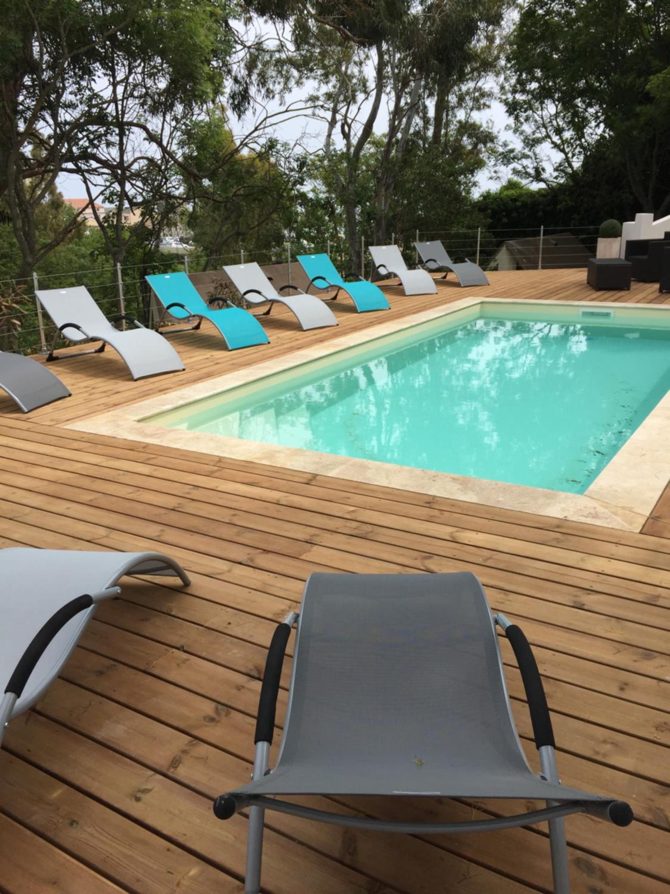 Camping les Orangers view 2