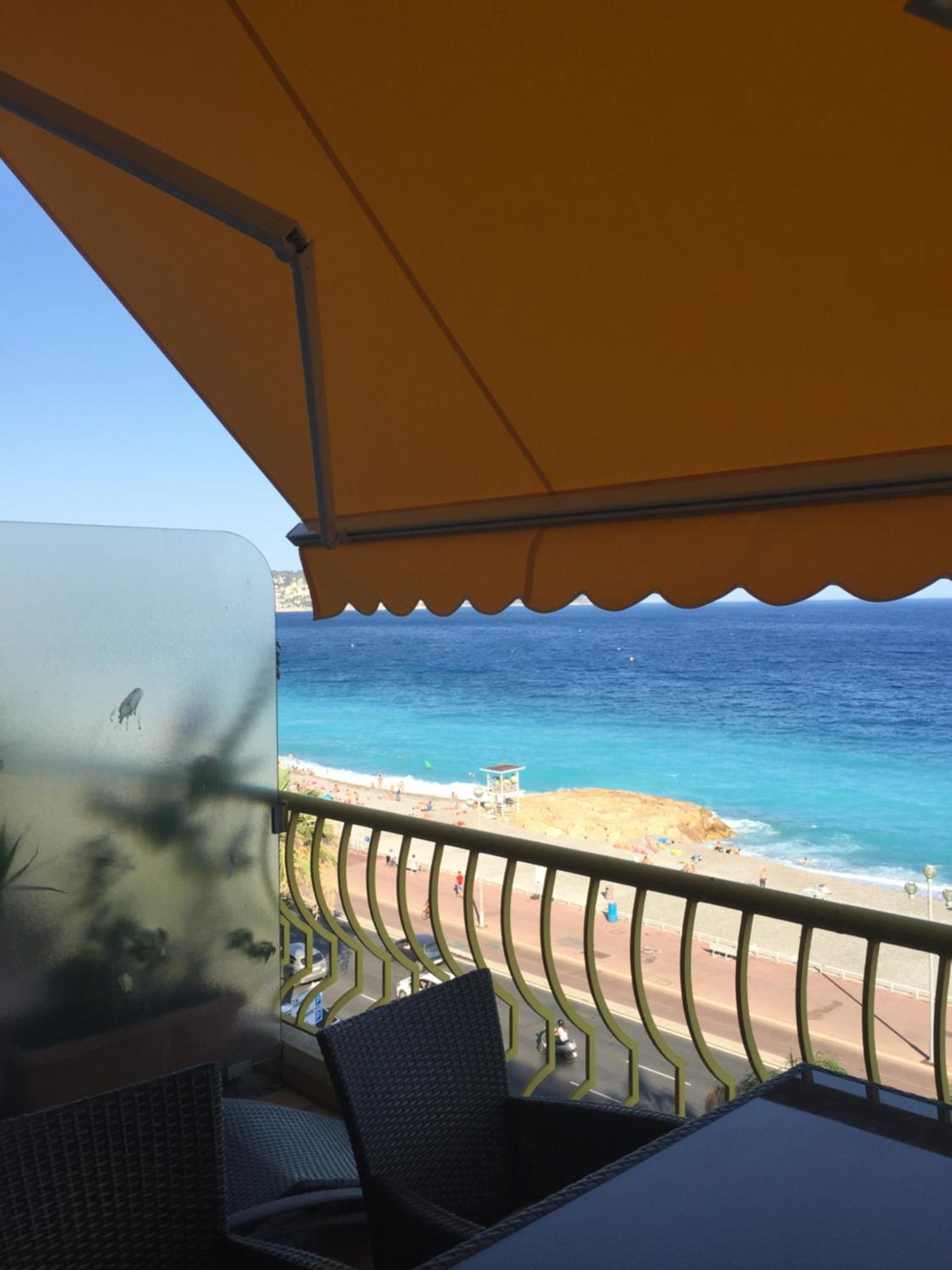 Beachfront apartment Promenade Des Anglais photo 5