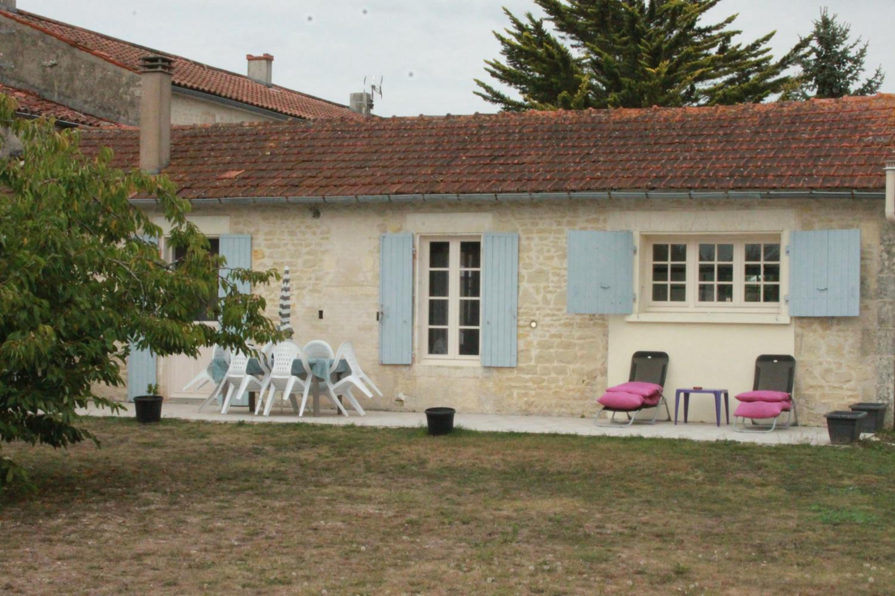 Charmante maison charentaise "BONHEUR" * 4 pers