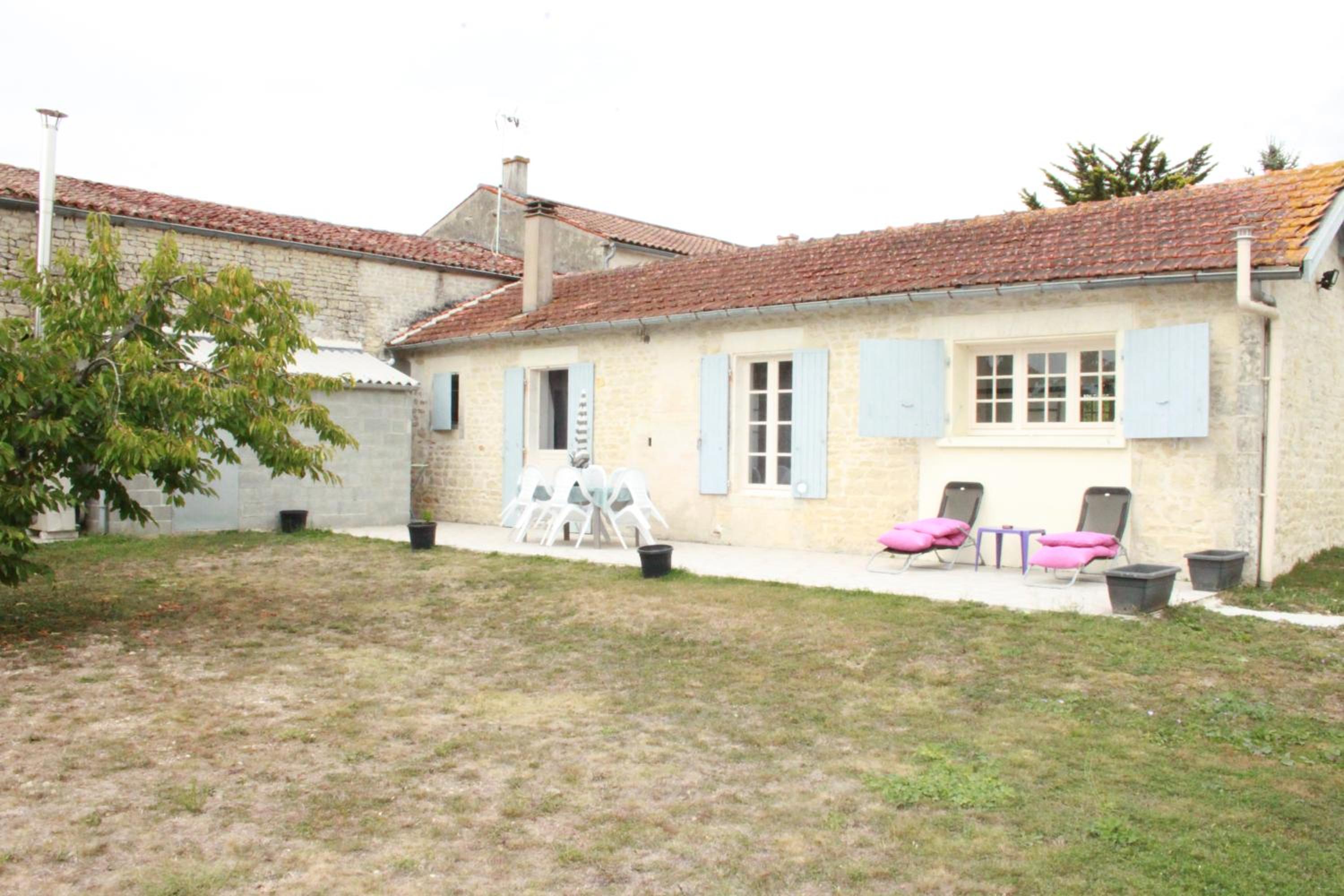 Charmante maison charentaise "BONHEUR" * 4 pers