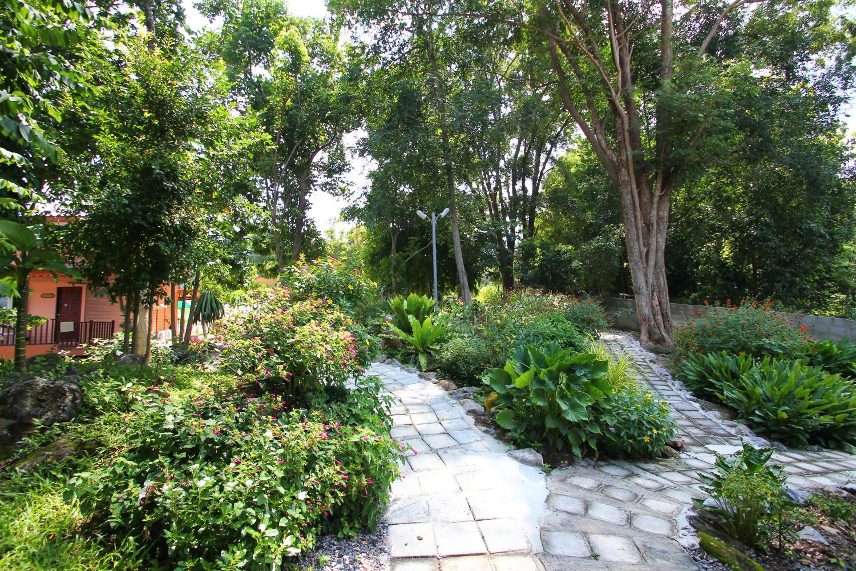 Baan Pordee Homestay
