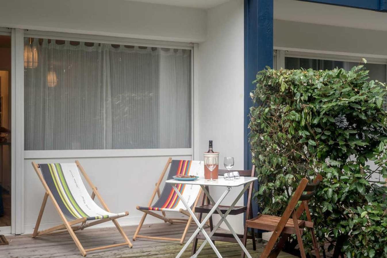 Bayonne et Anglet à pied - Terrasse bois privative