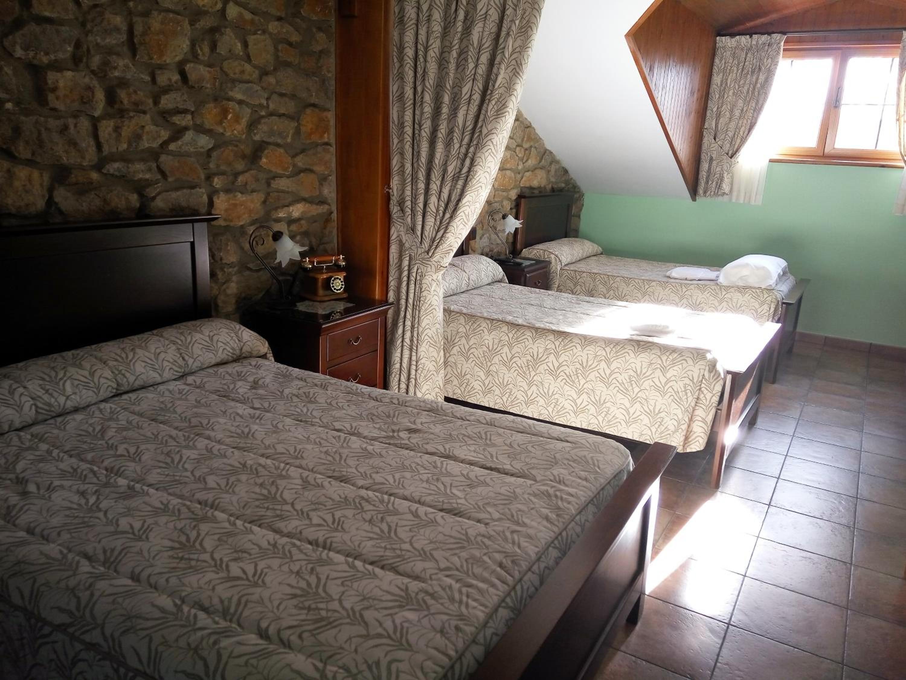 Hotel Rural La Piedra view 3