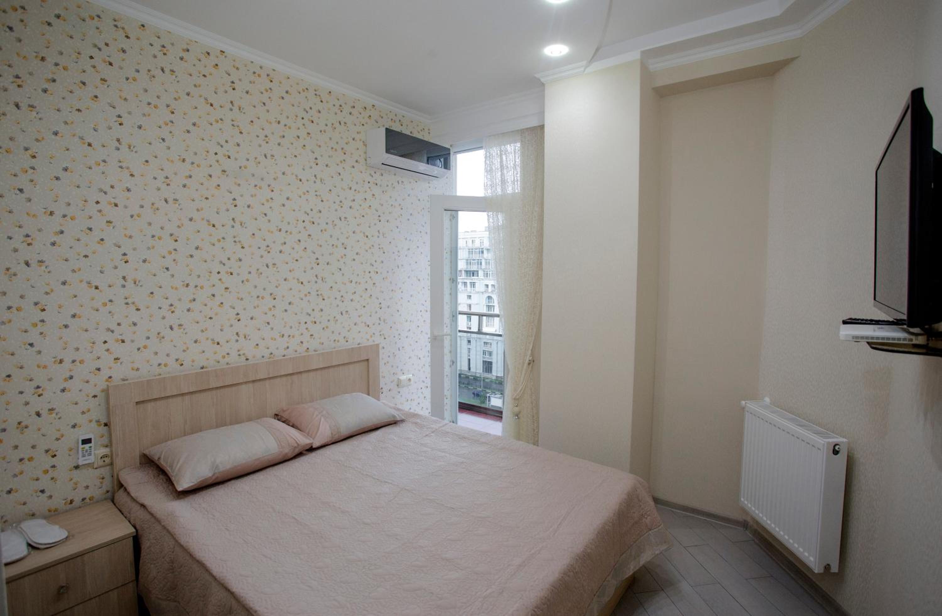 5 Rooms view 5