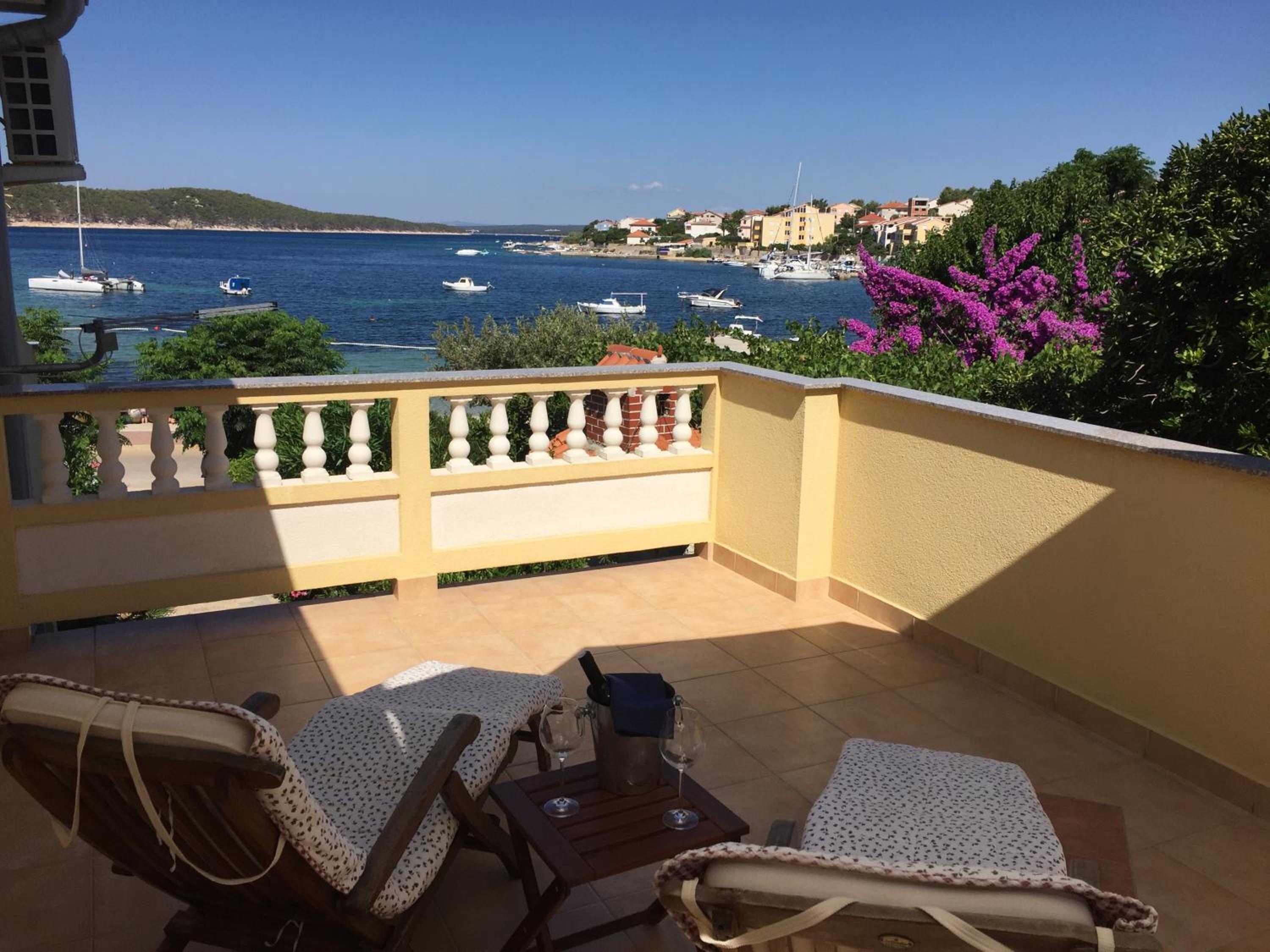 Apartments and Rooms Villa Luci view 4