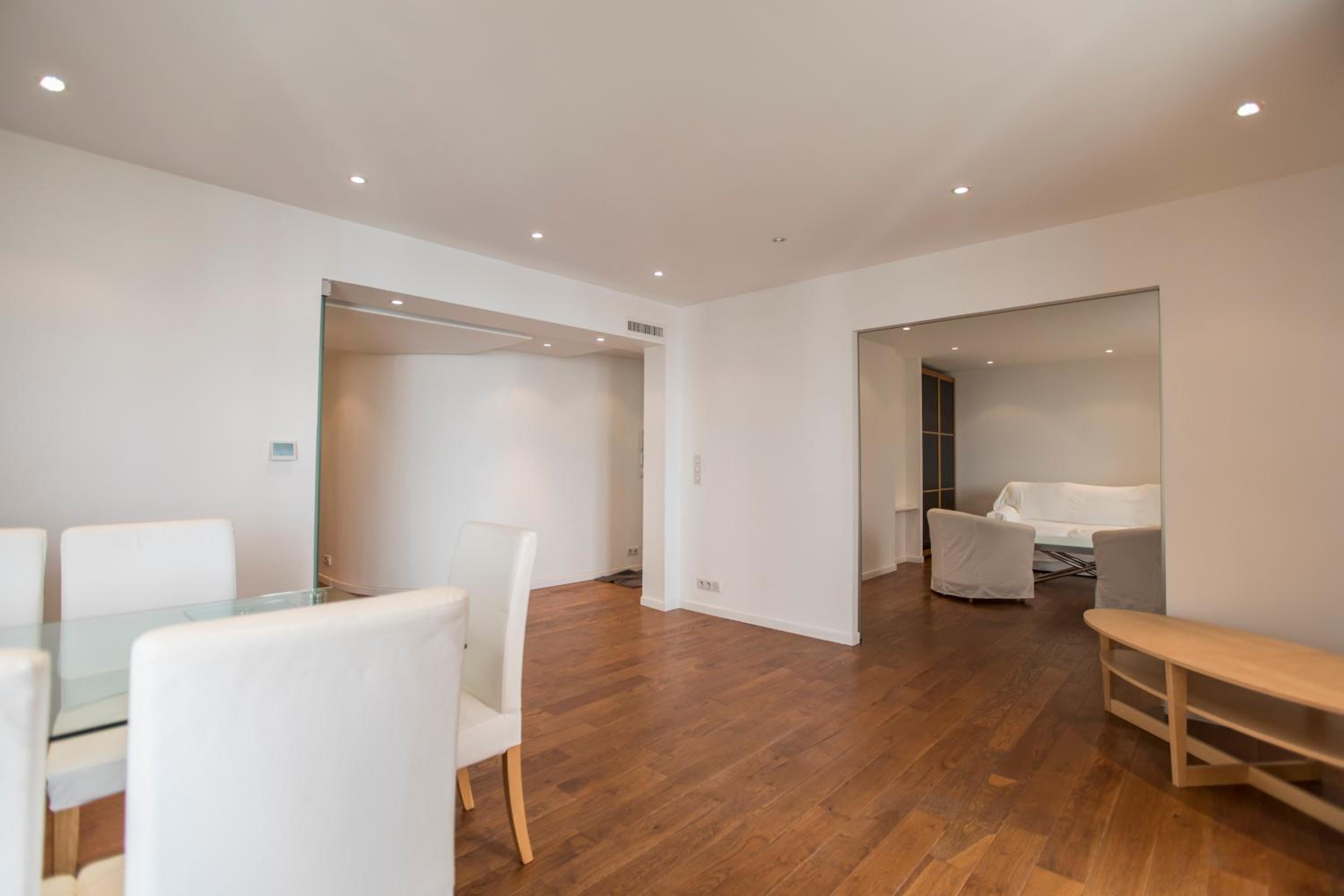 Imperial Apartment by Connexion