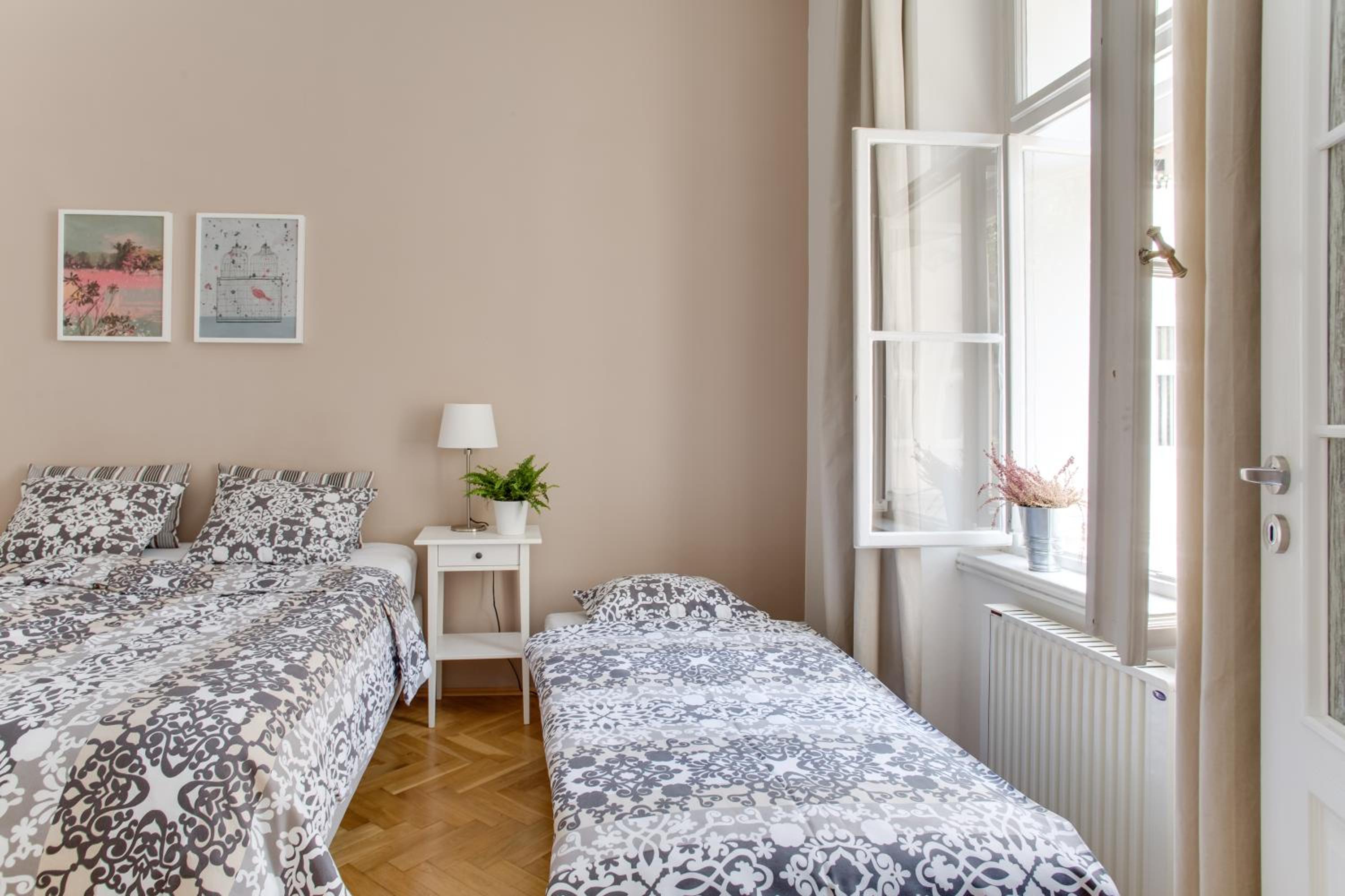 JT's Apartments Jecna str.