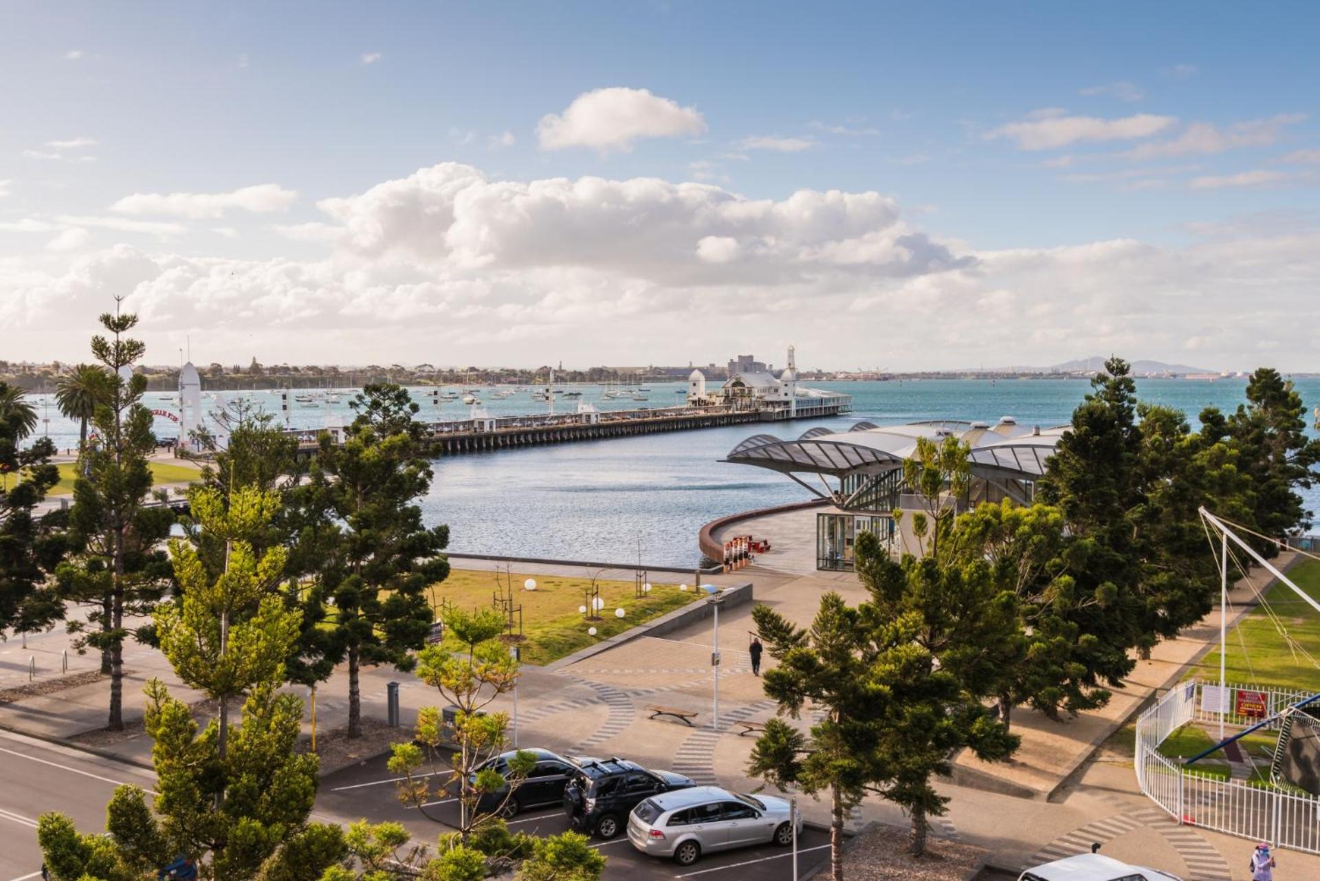 Edgewater 108