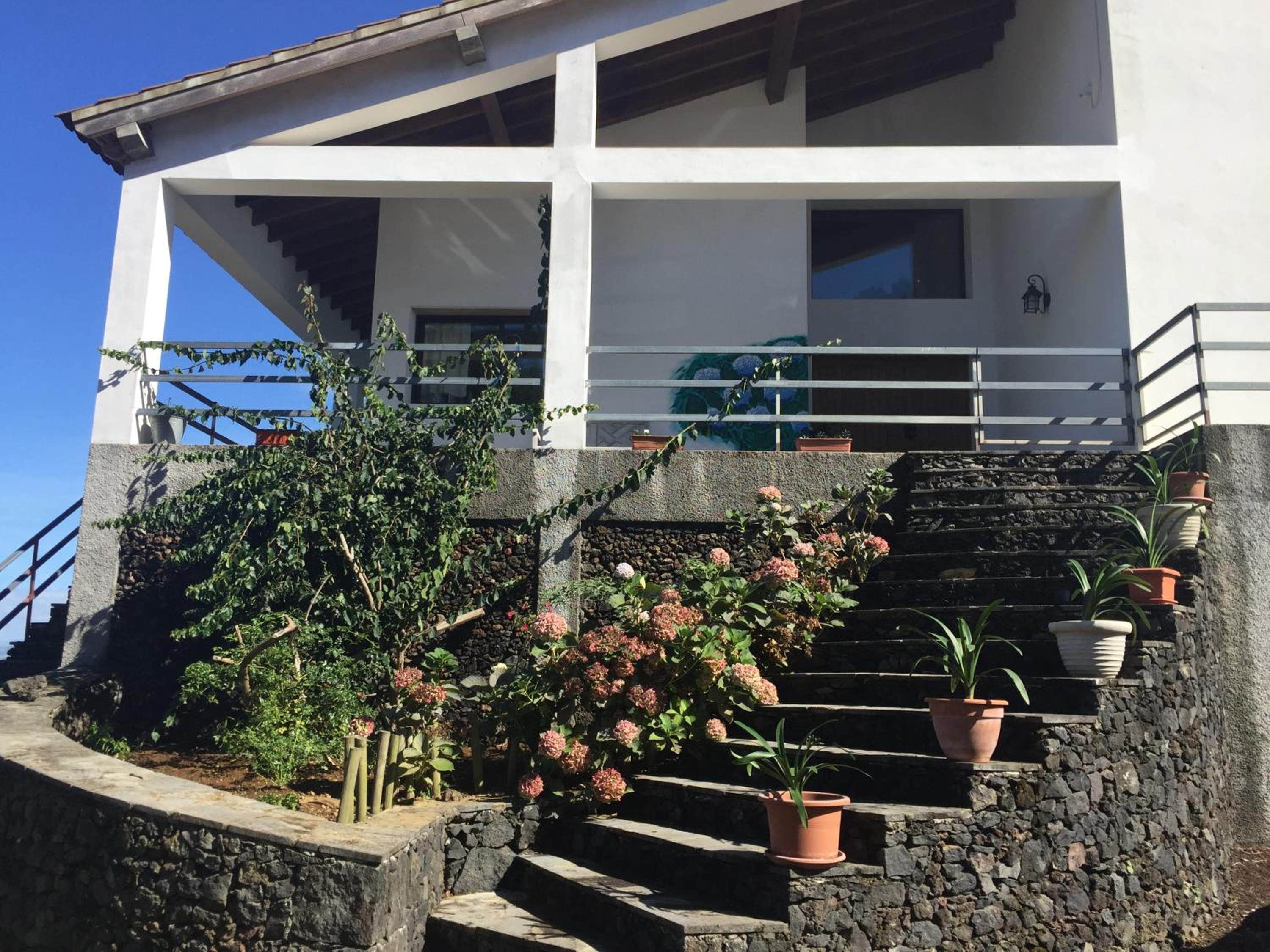 Casa das Hortências view 2