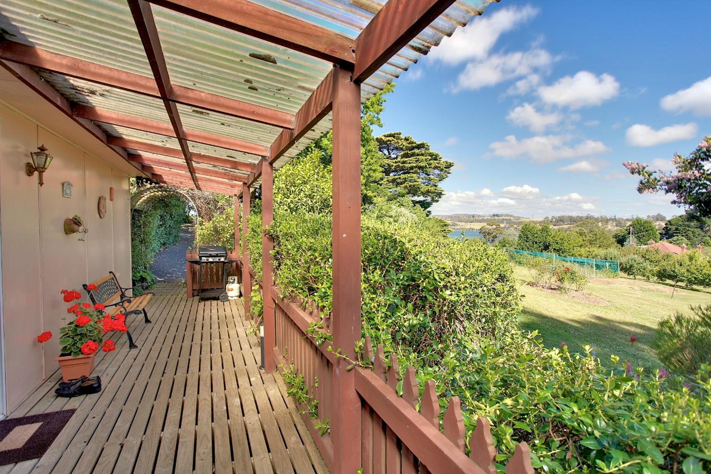 Tamar River Retreat