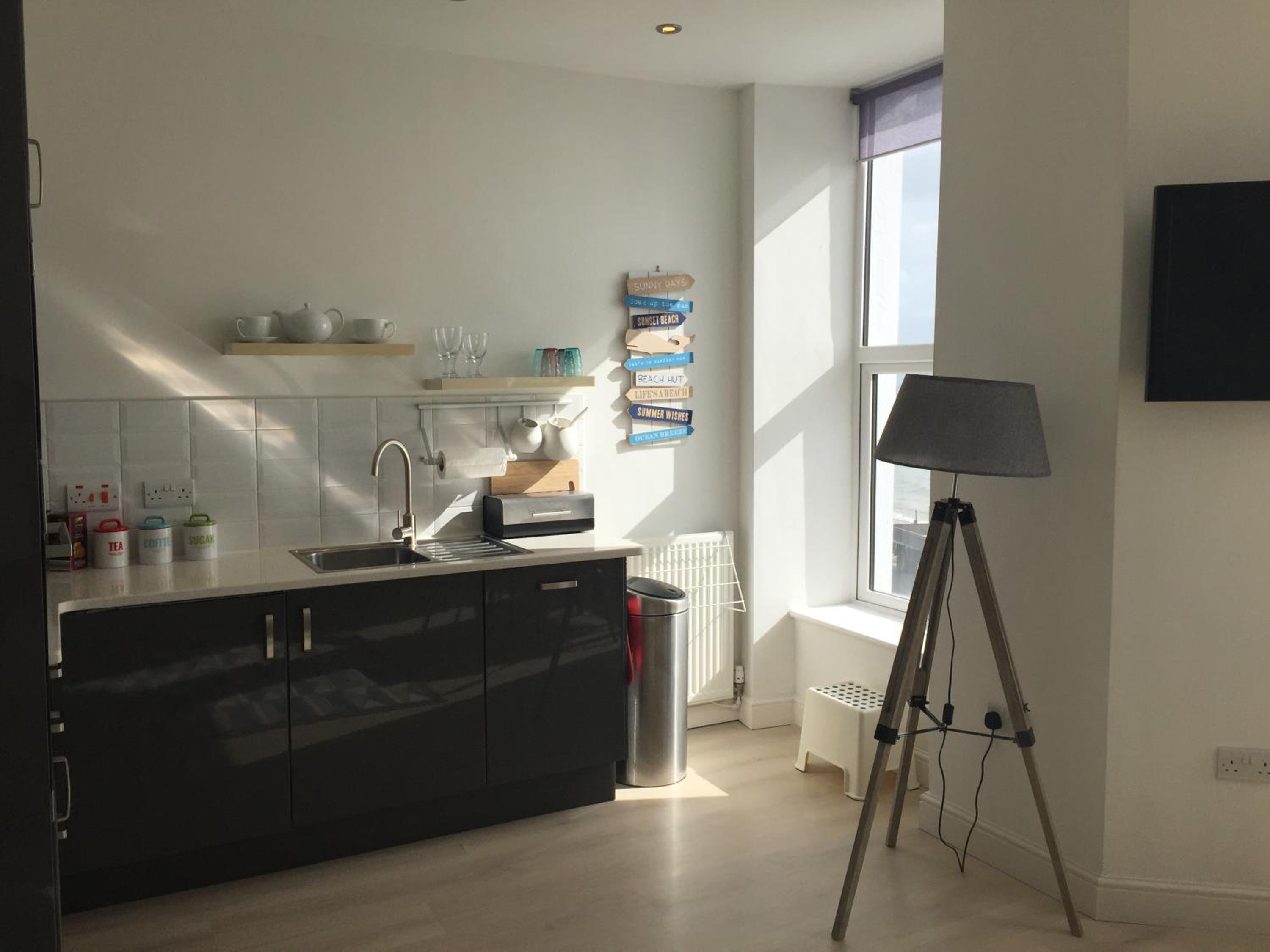 Marine Terrace Apartments