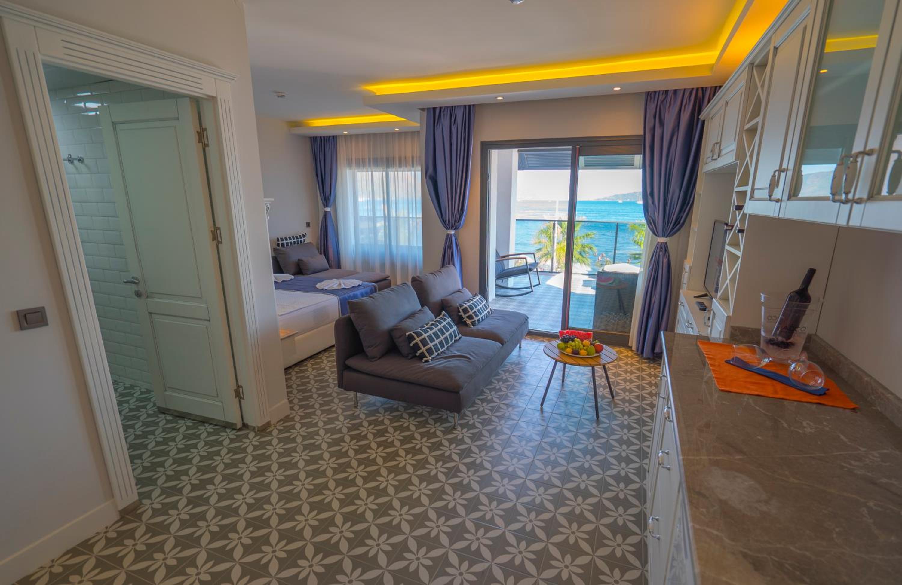 Marmaris Beach Hotel - Image 41