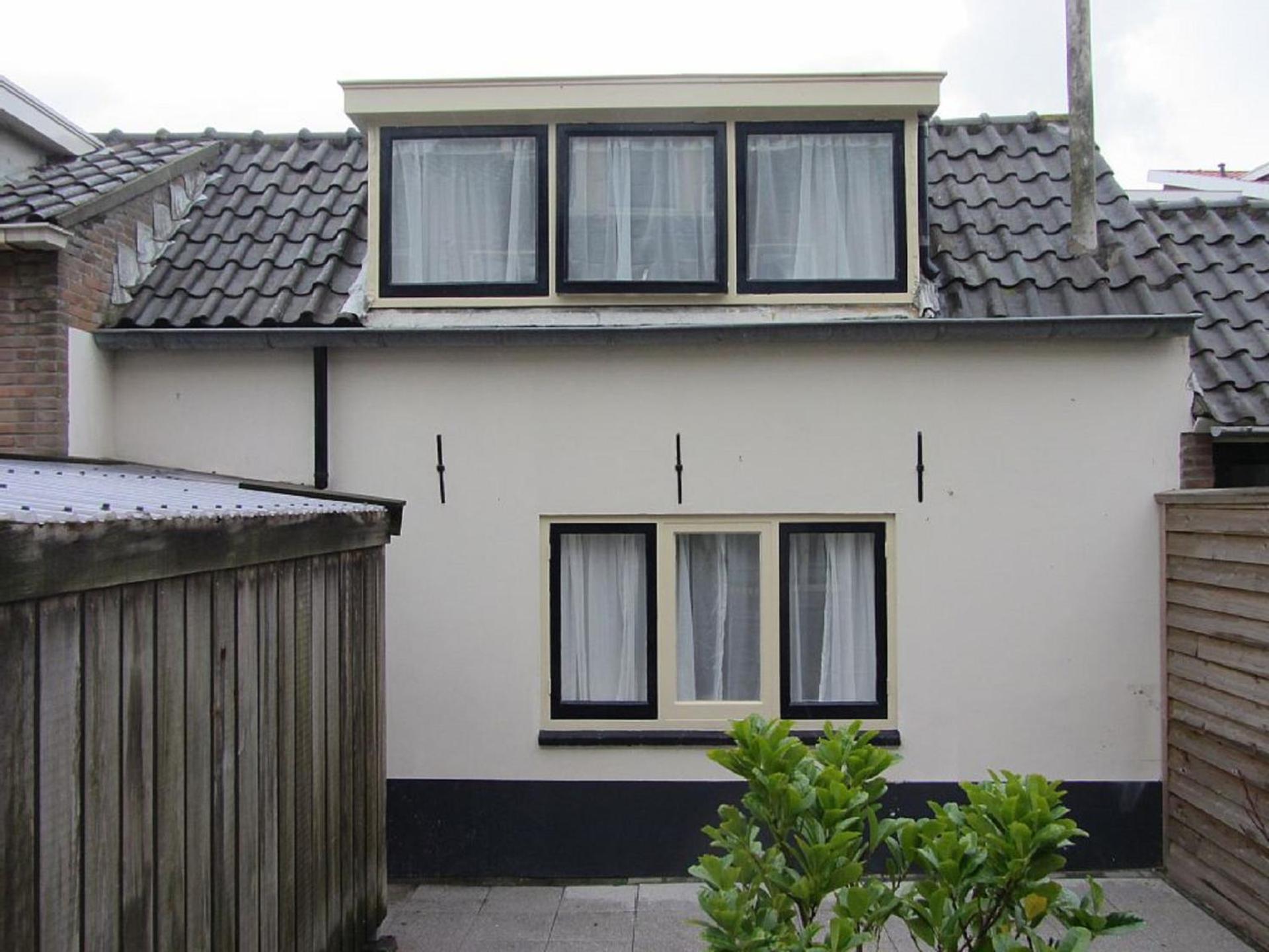 Holiday Home Emmastraat view 2