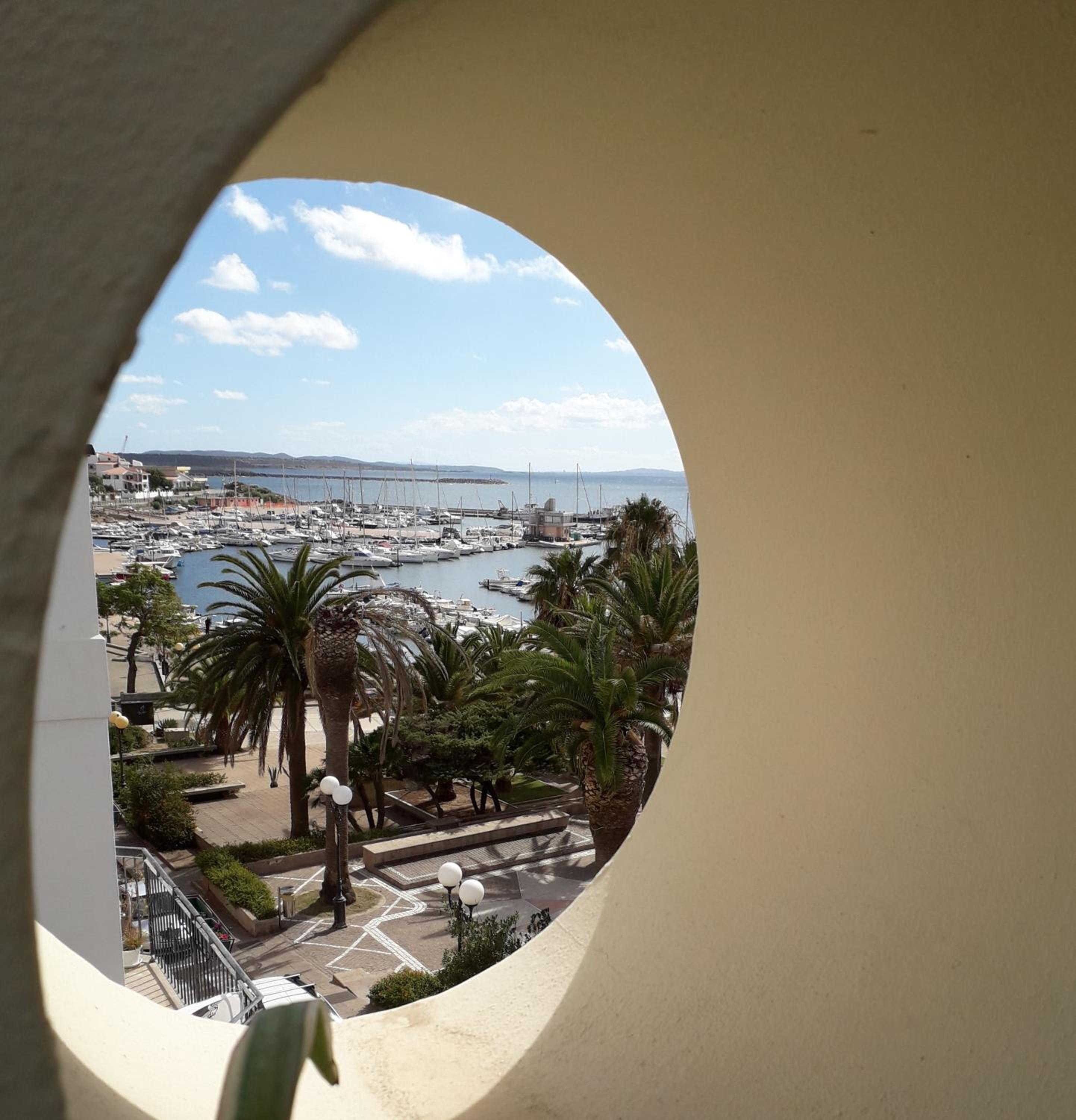 Photo 32