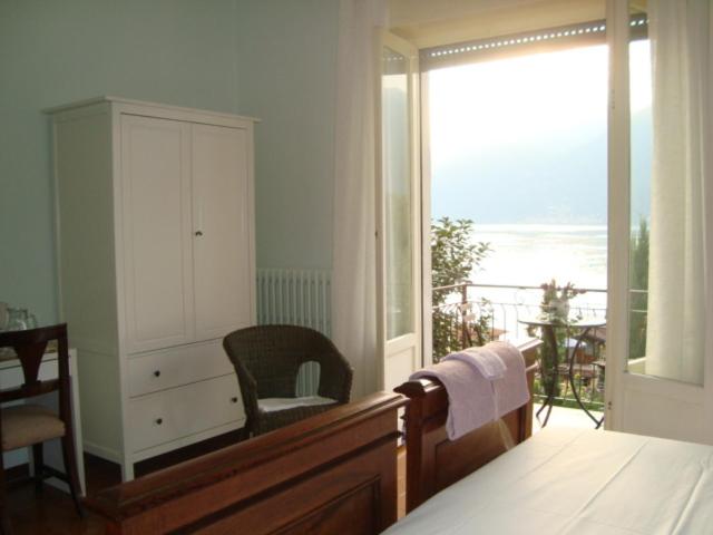B&B Cherry En Rose