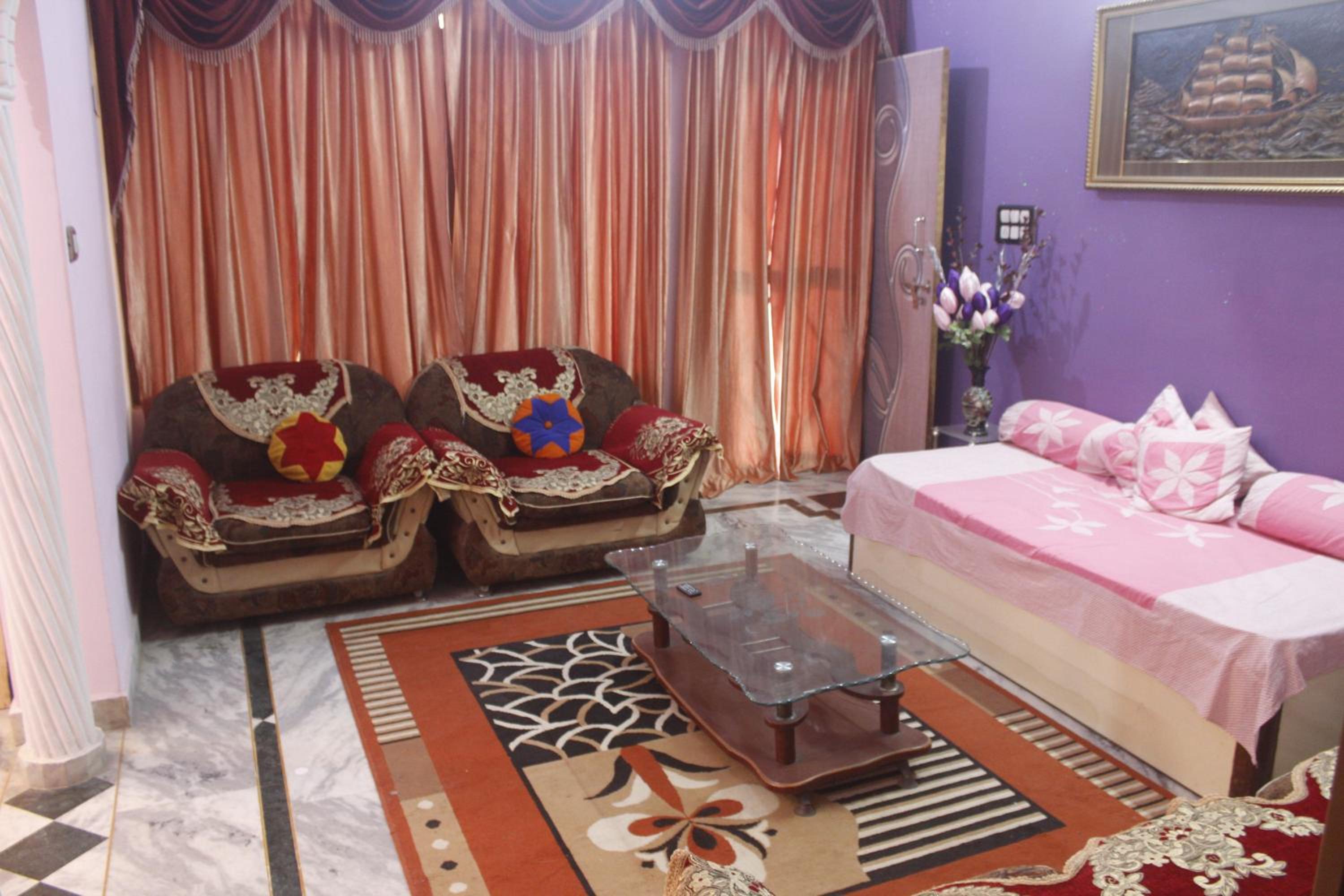 Thomas Home Stay
