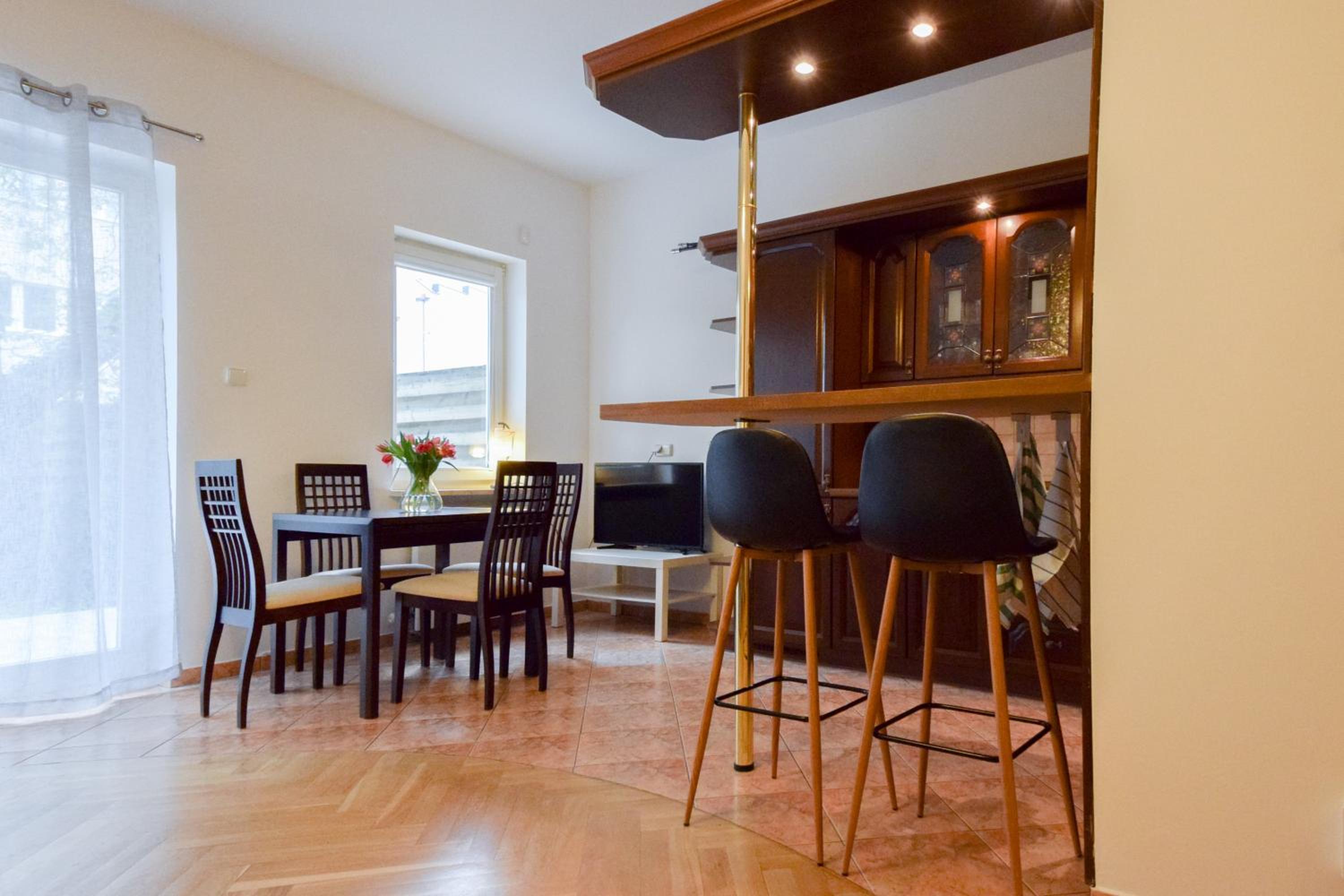 ShortStayPoland Bialobrzeska (B35)