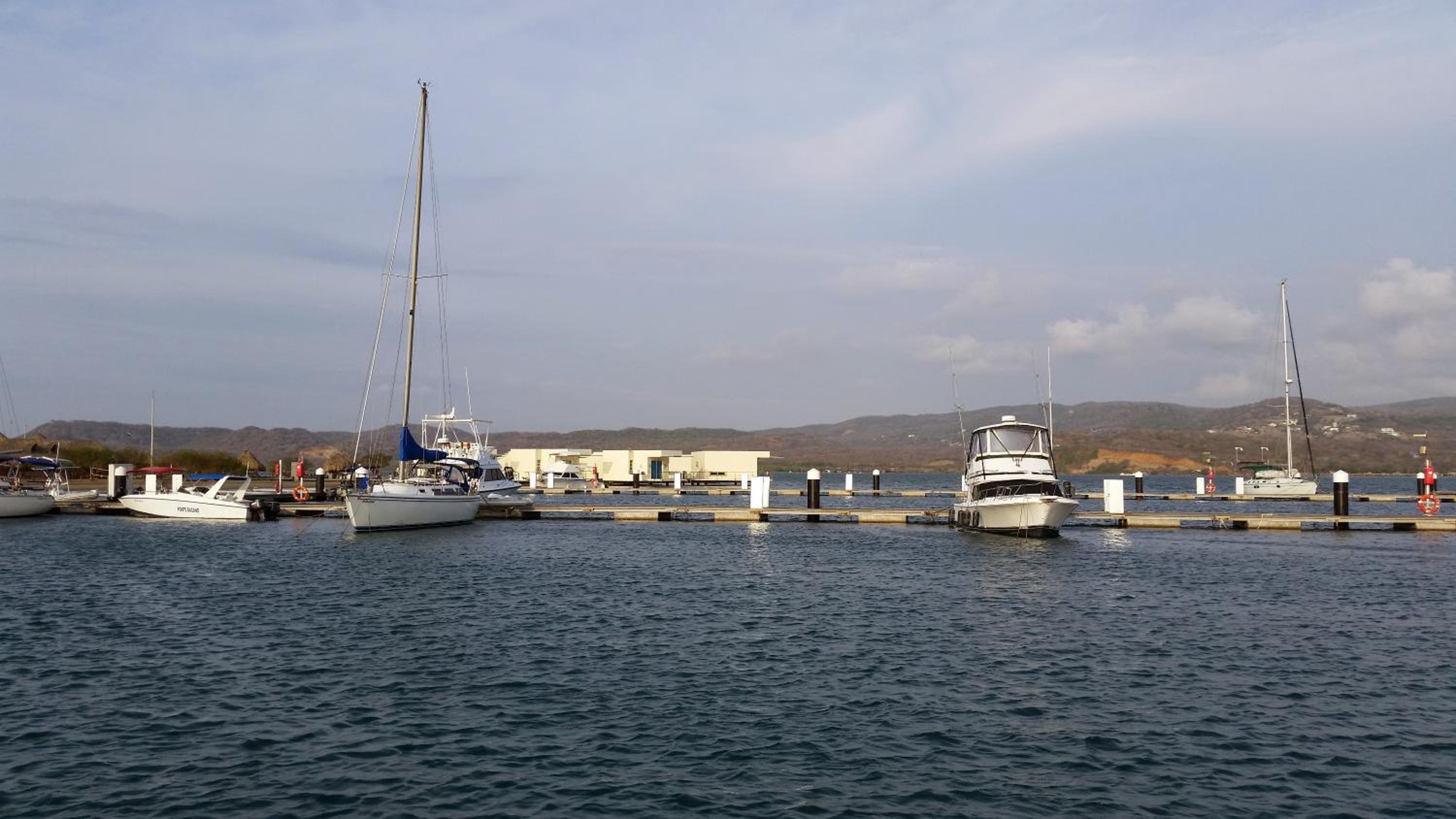 cabaña puerto velero
