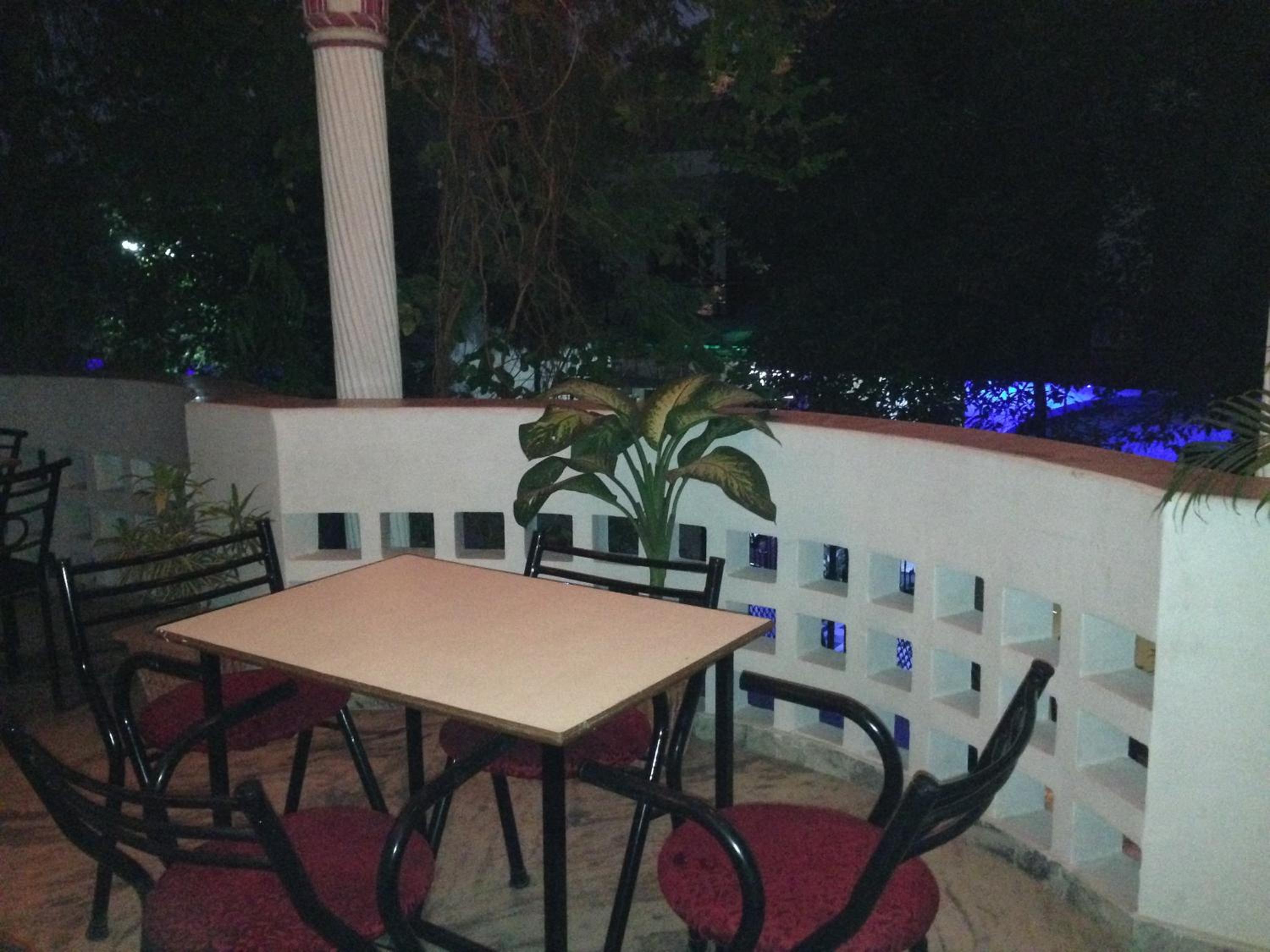 Thomas Home Stay