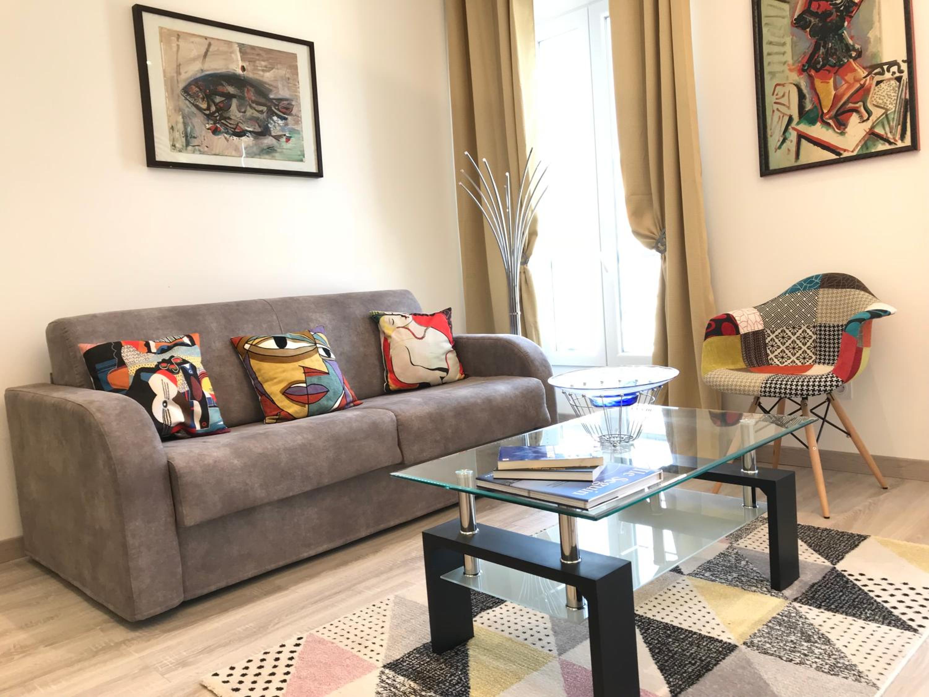 Hotel Alyon - Image 1