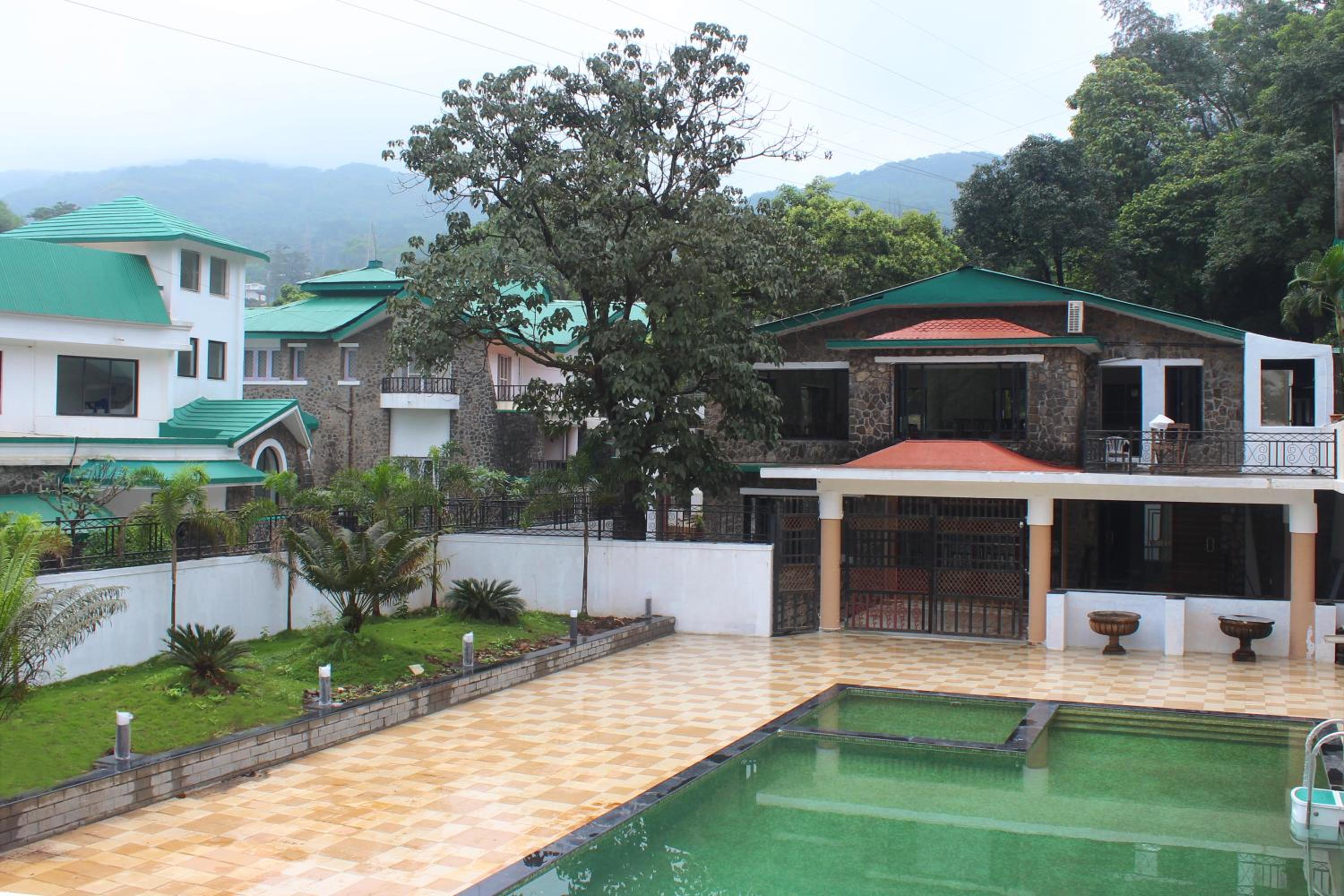 Pool