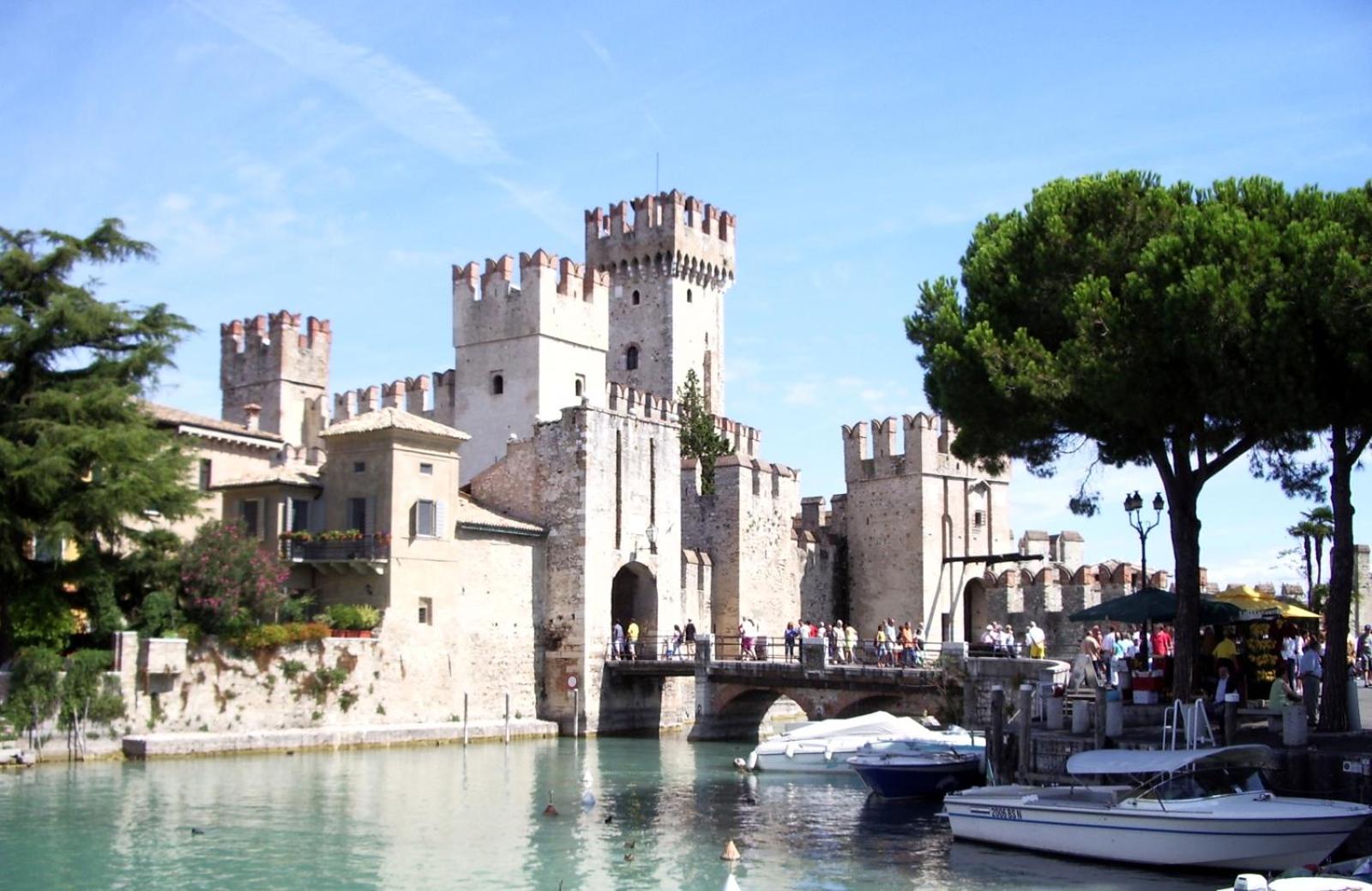 Gardappartamenti Cavour Lake View photo 2