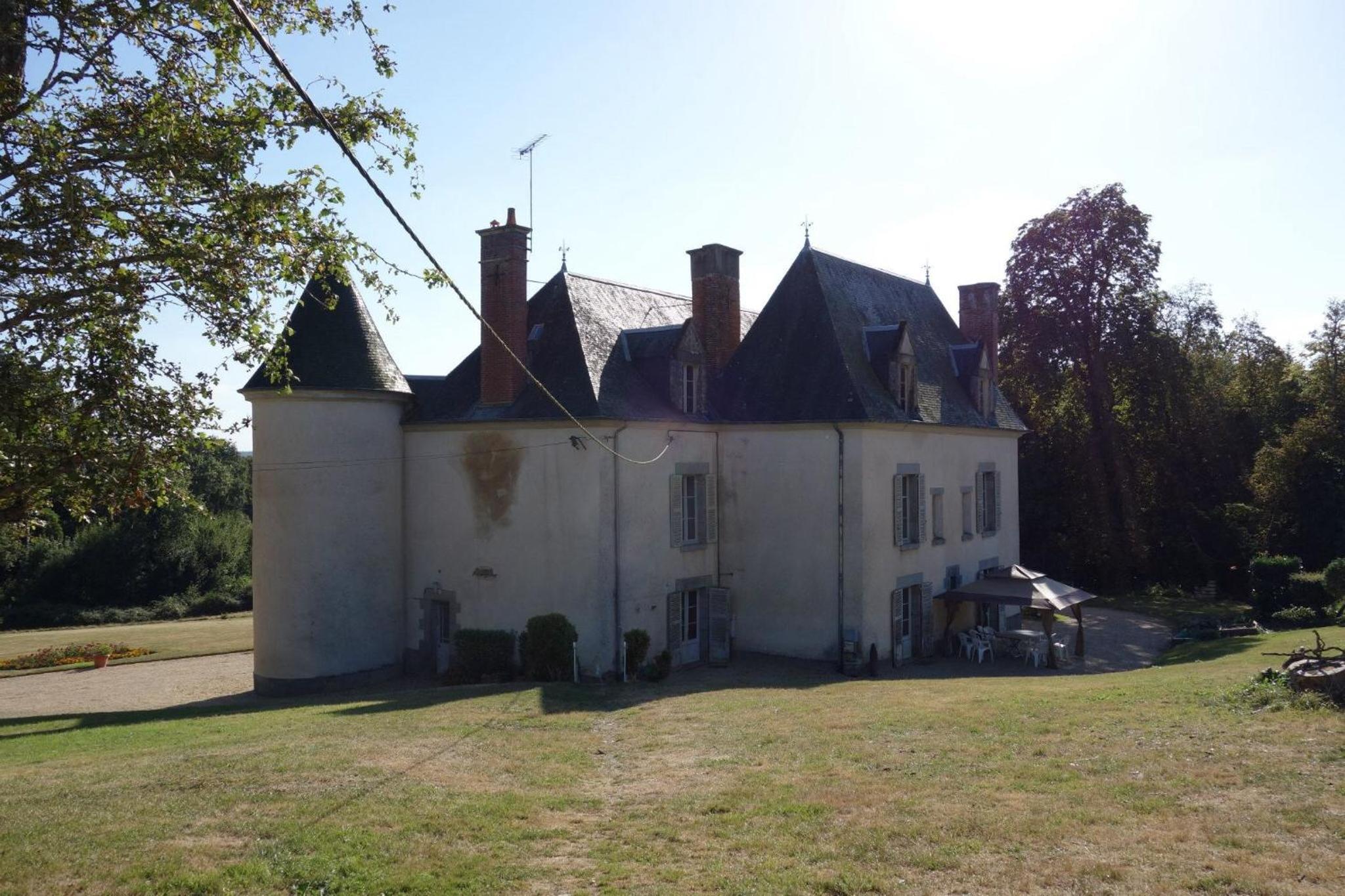Château de La Ville-Huë