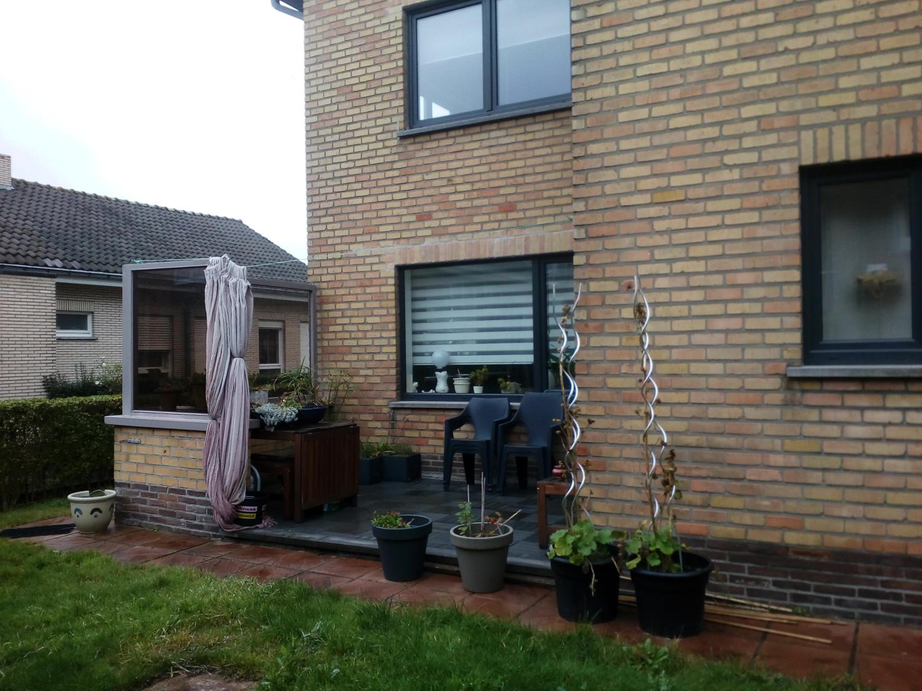Kamer + douche in villa
