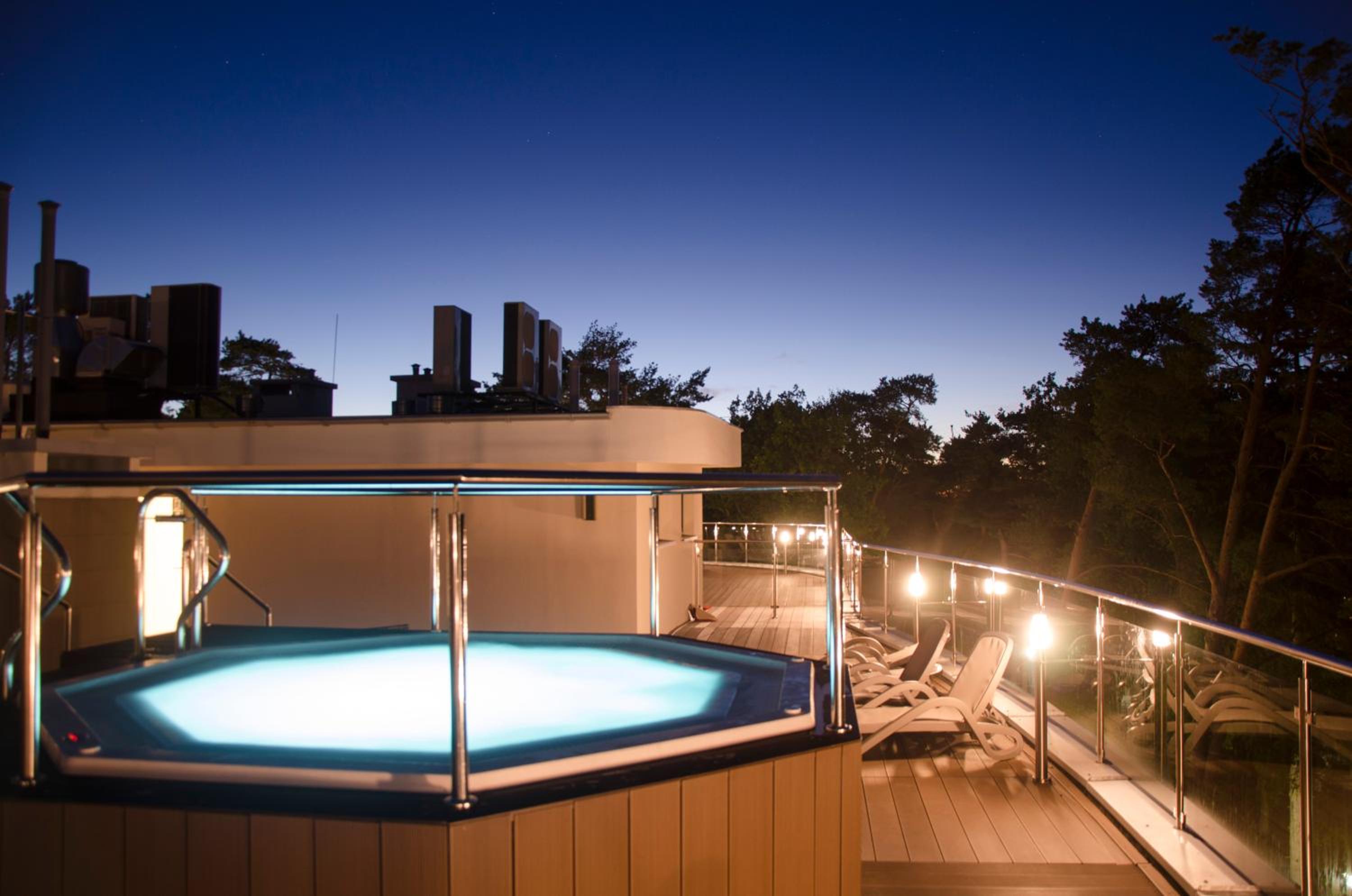 Jacuzzi