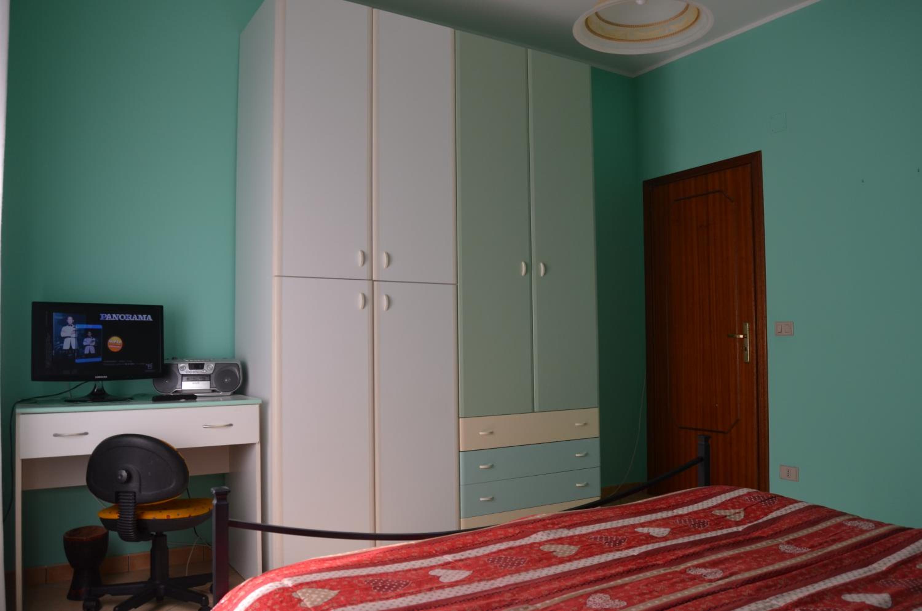 Photo 10