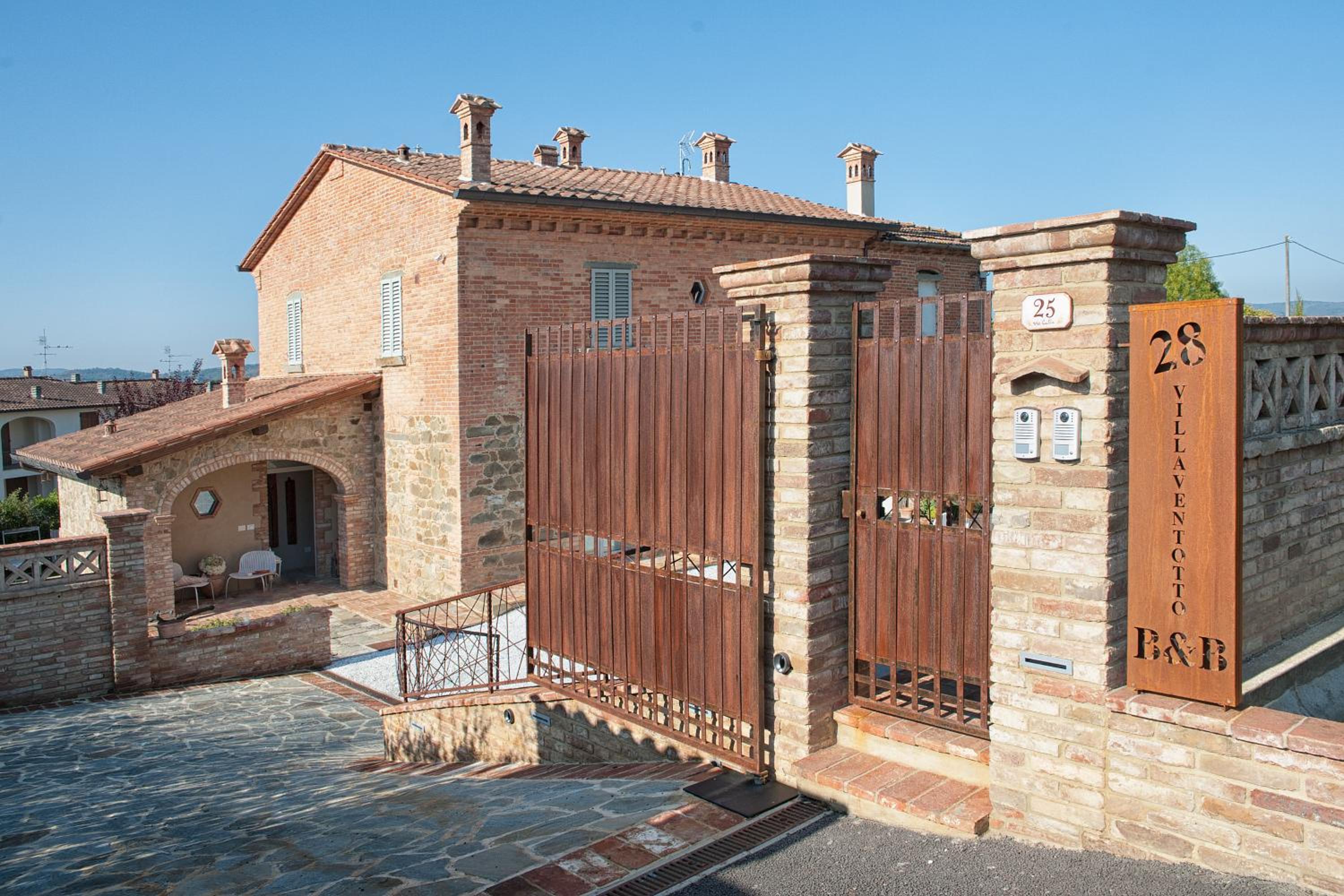 Villa Ventotto view 4