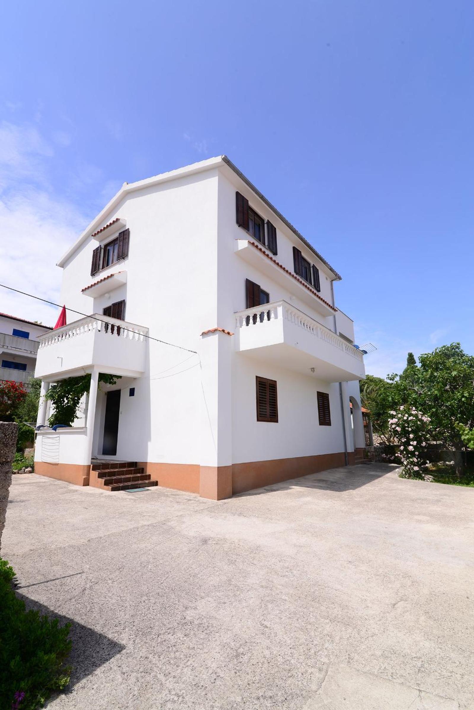 Apartments Ana