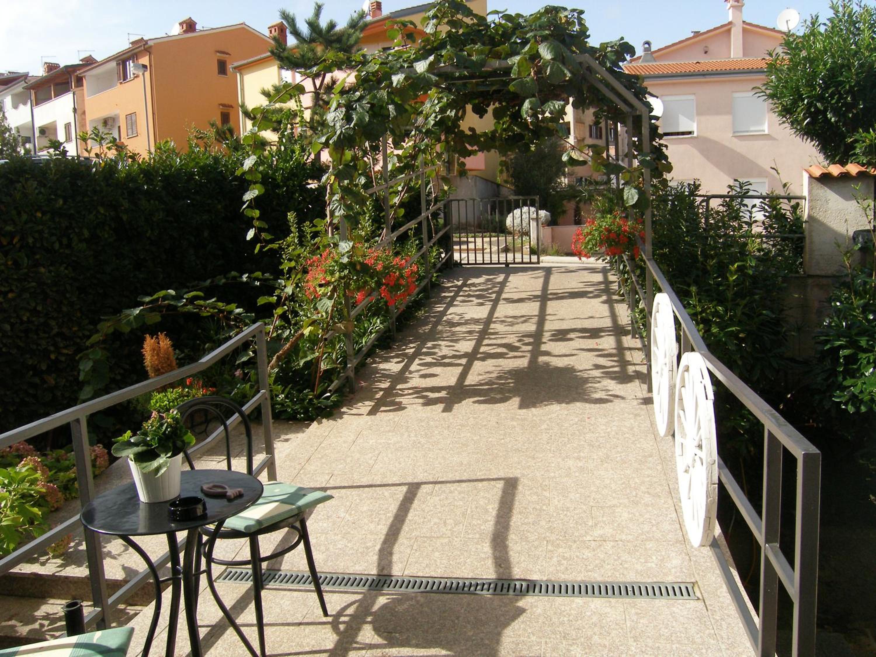 Apartments Mirjana