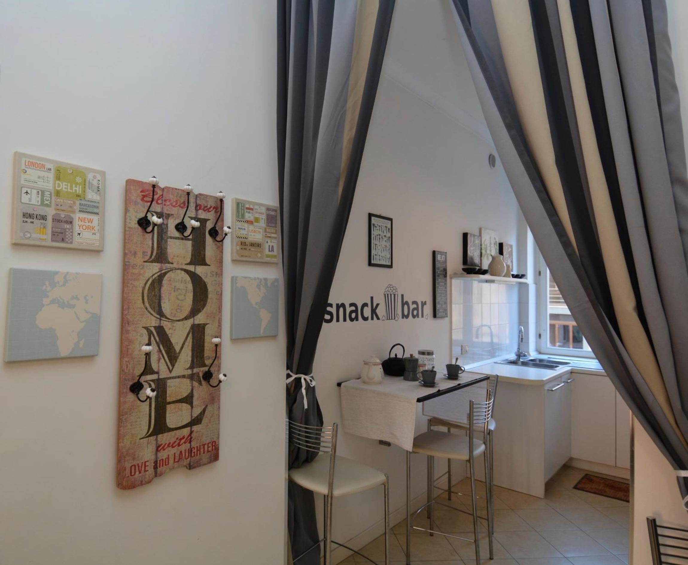 Vatican Corner Family Apartment