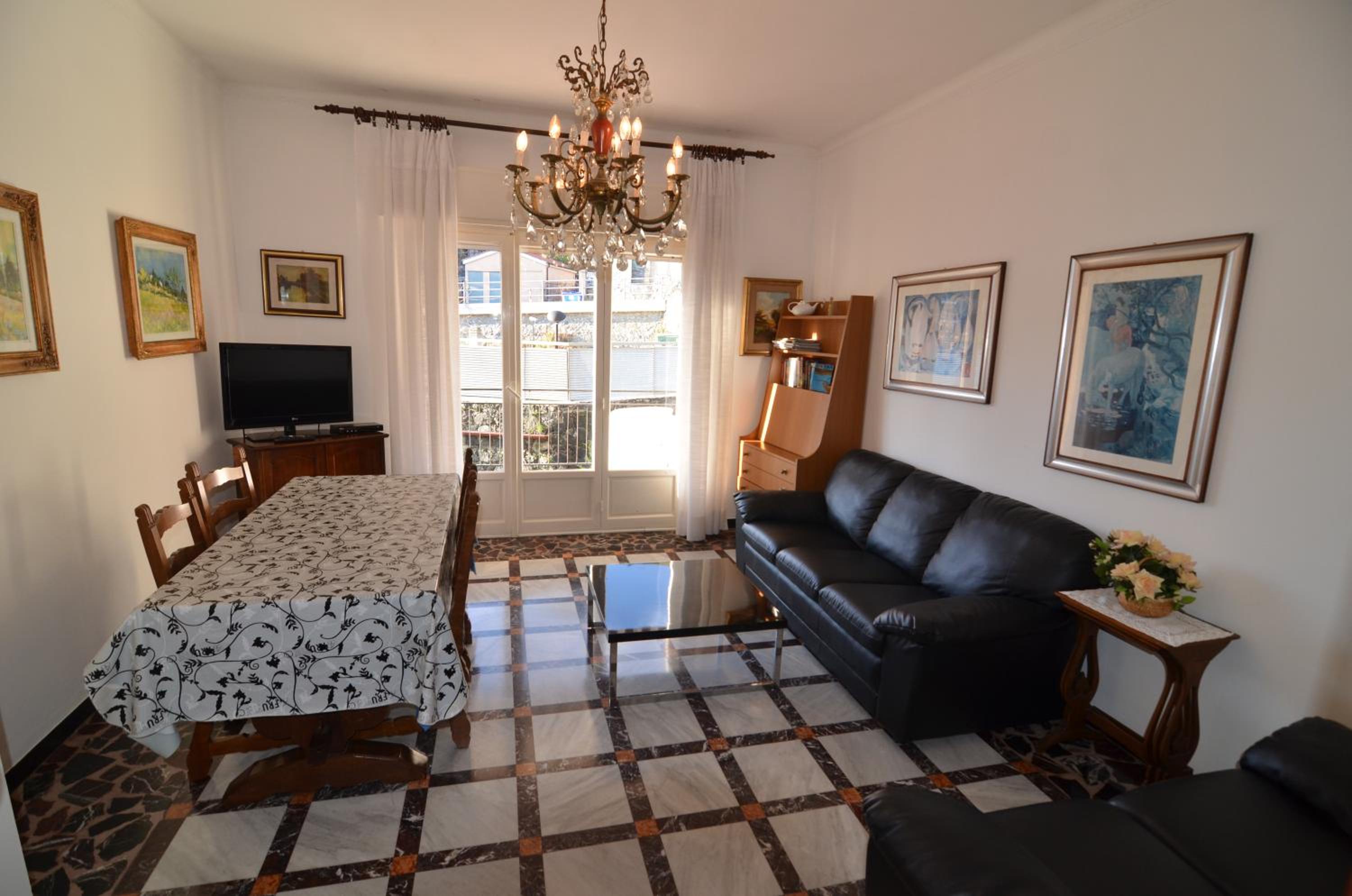 Glicine apartment
