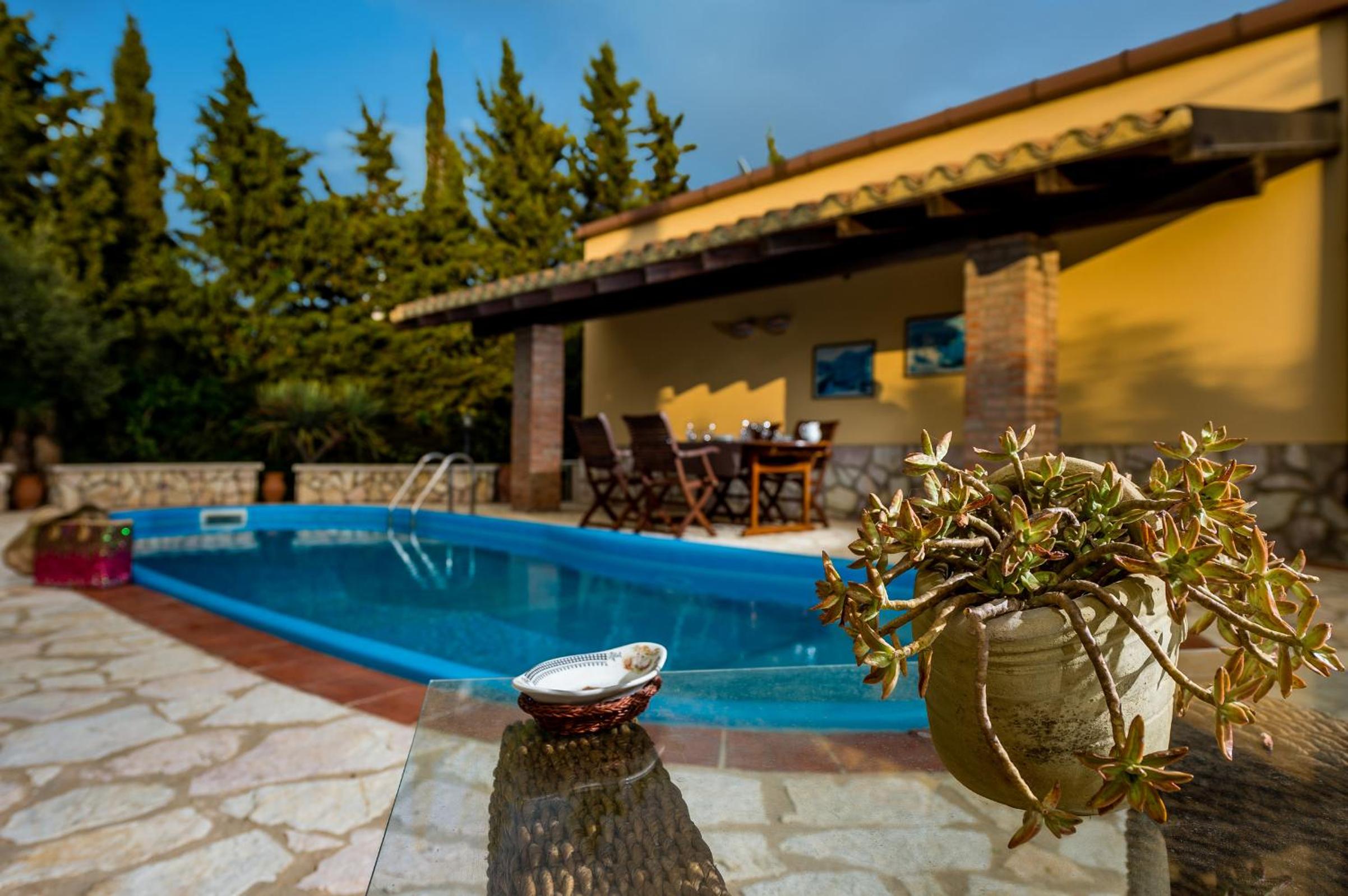 Villa Eden con piscina a Scopello
