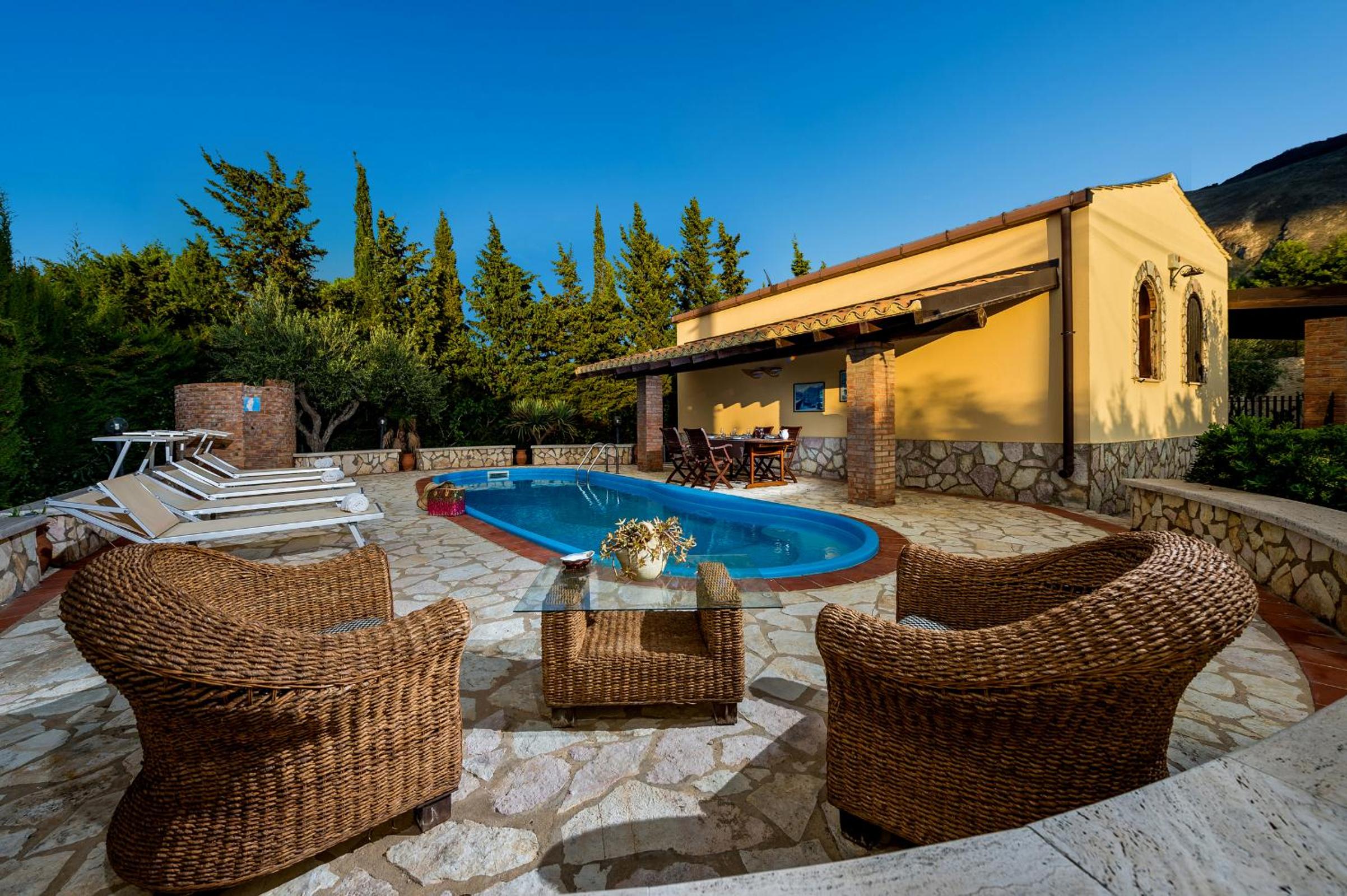 Villa Eden con piscina a Scopello