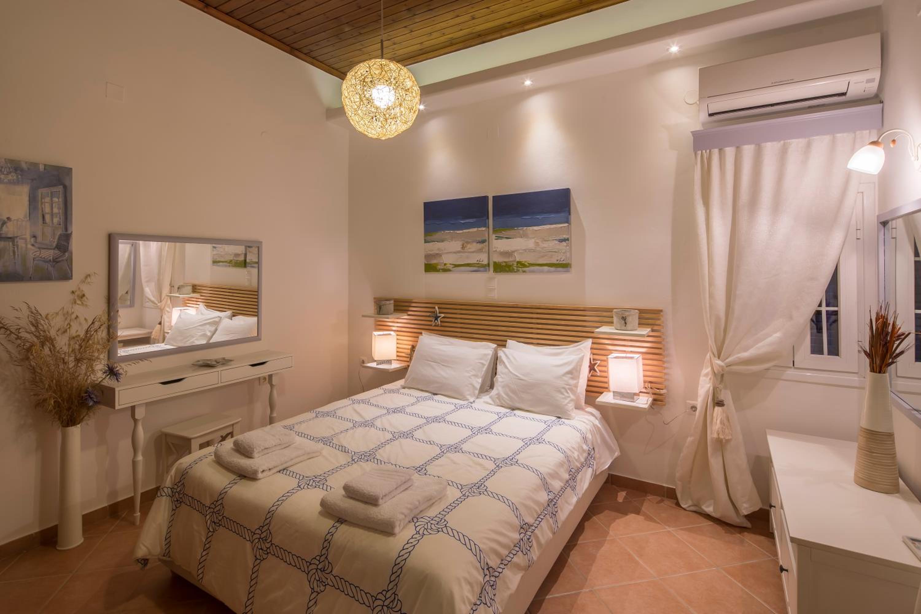 Syros Luxury Living