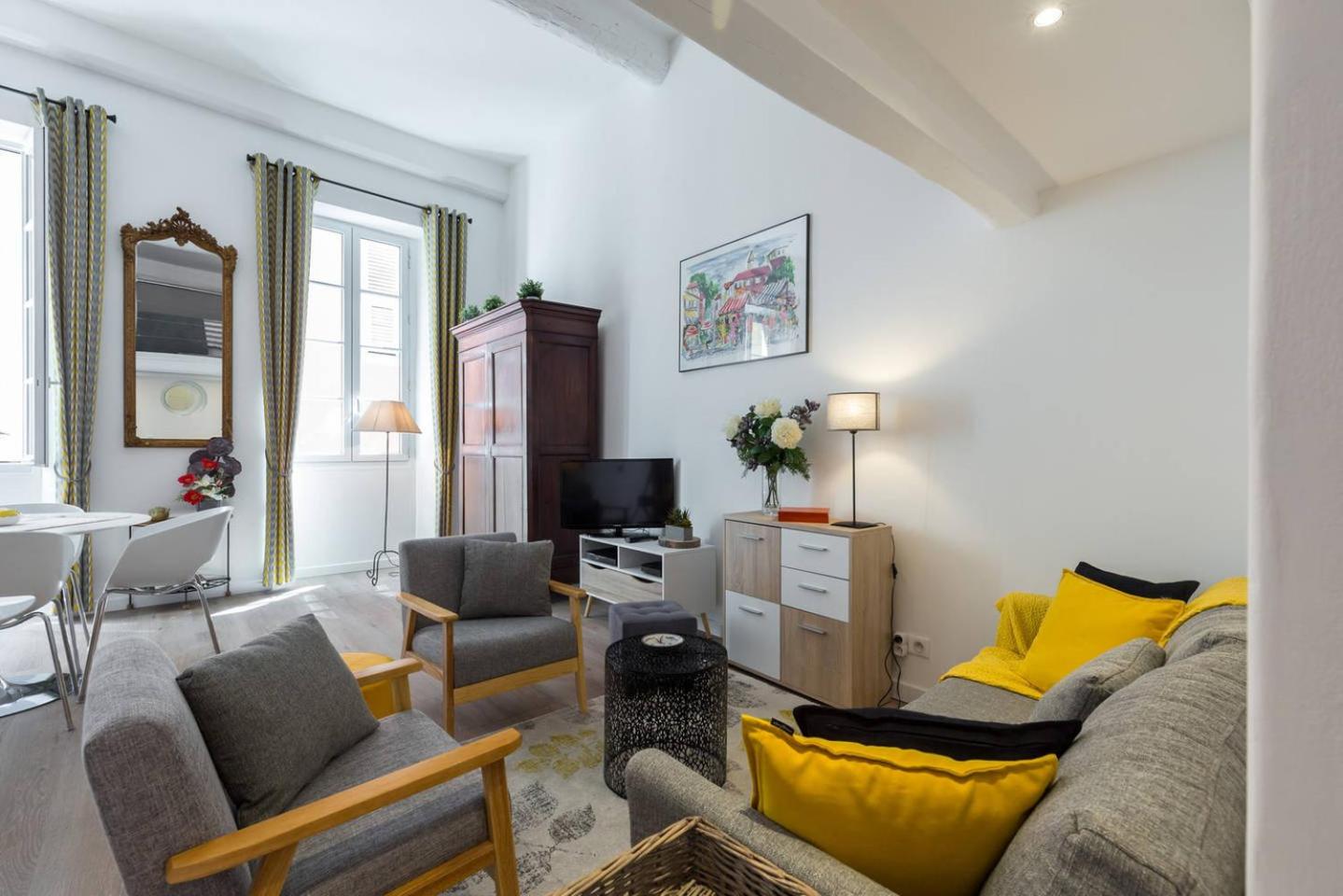 BARILLERIE - Loft Moderne, Face Mer, Vieux-Nice. view 5