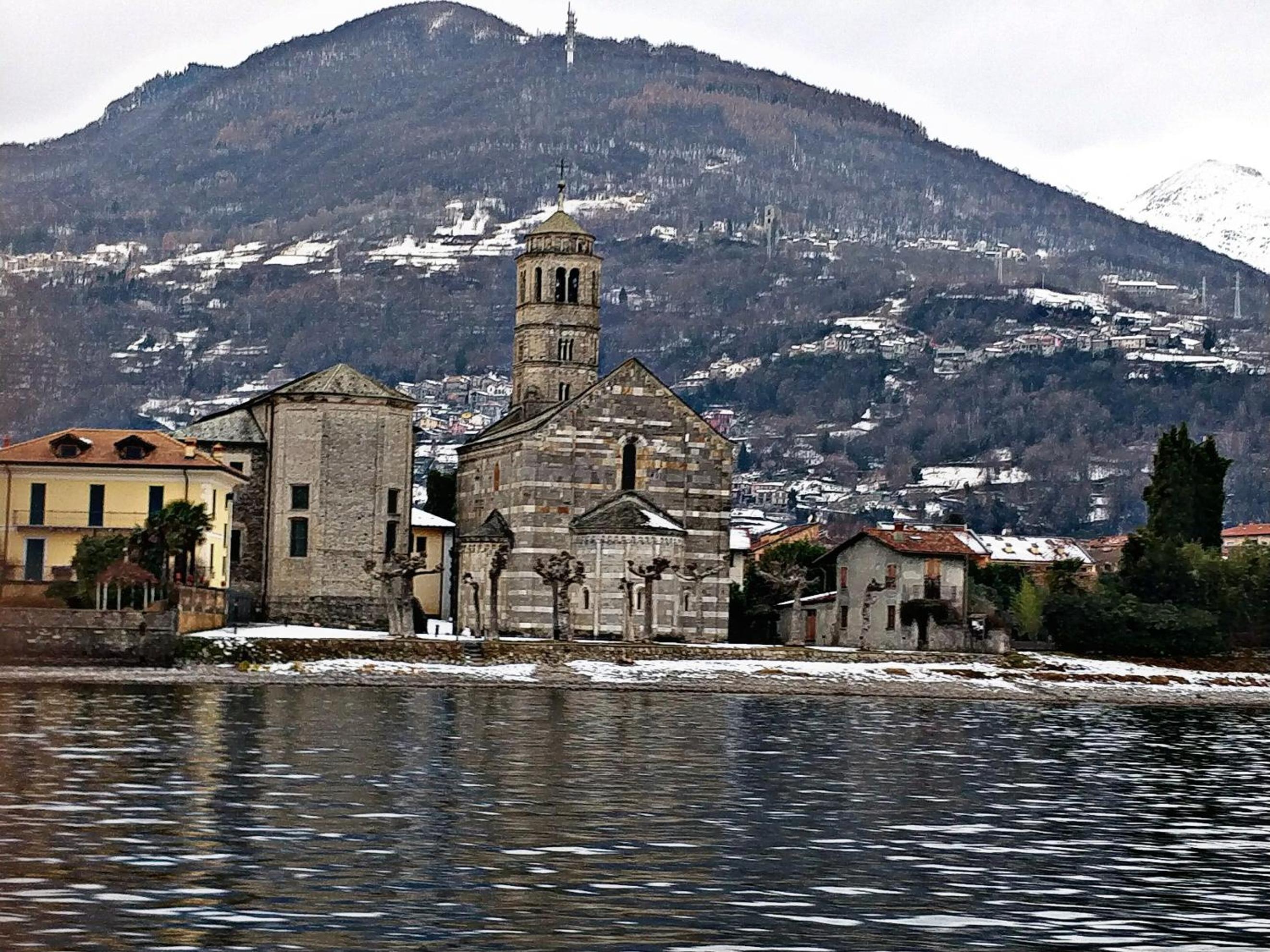 Ulivi on the Lake