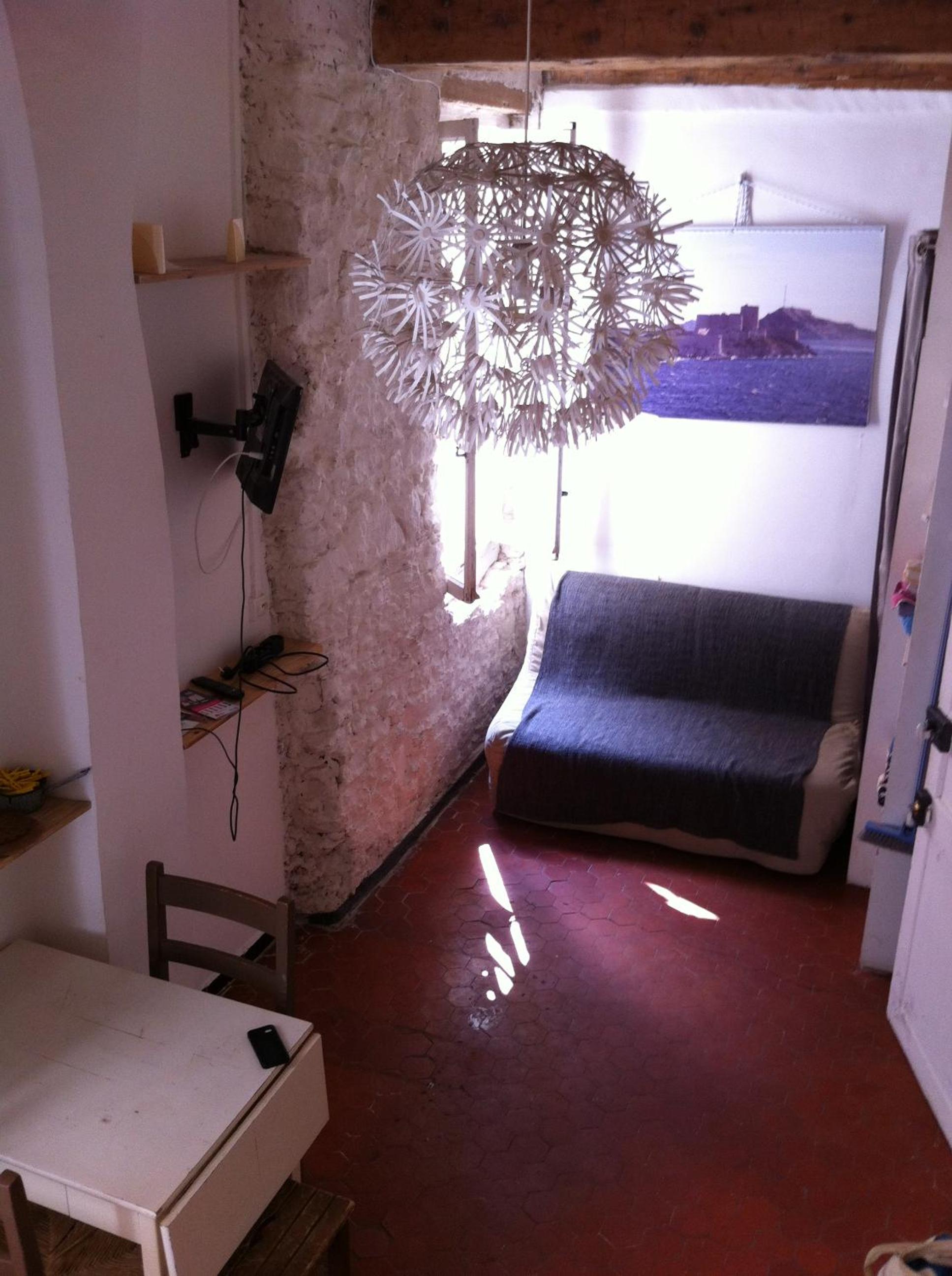 ADORAMAAR- LES STUDIOS