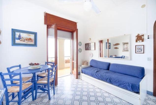ISCHIA - PANORAMIC APARTMENT ON THE SEA photo 4