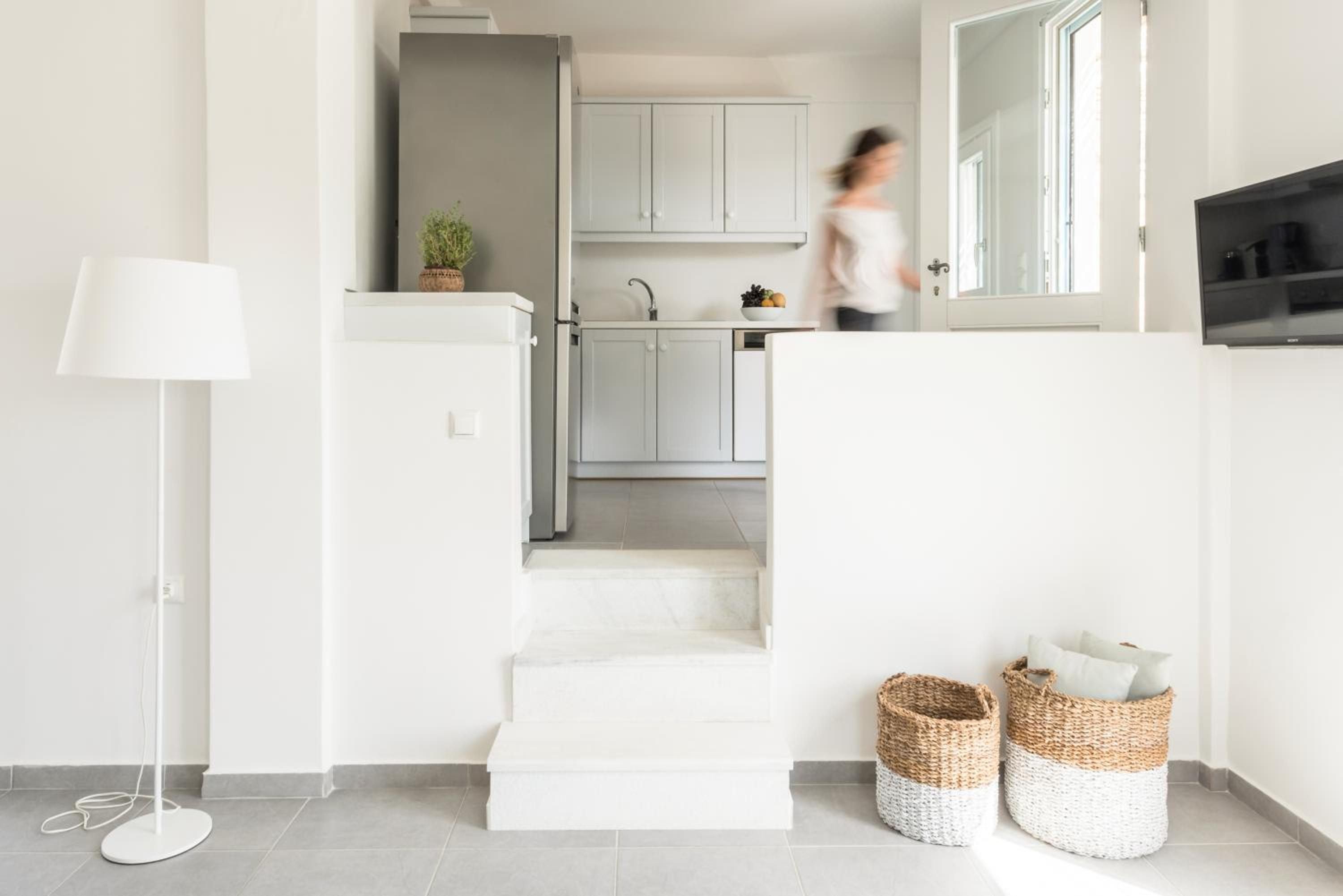 Eneos Kythnos Beach Villas-Elegant and Comfort Villas view 2