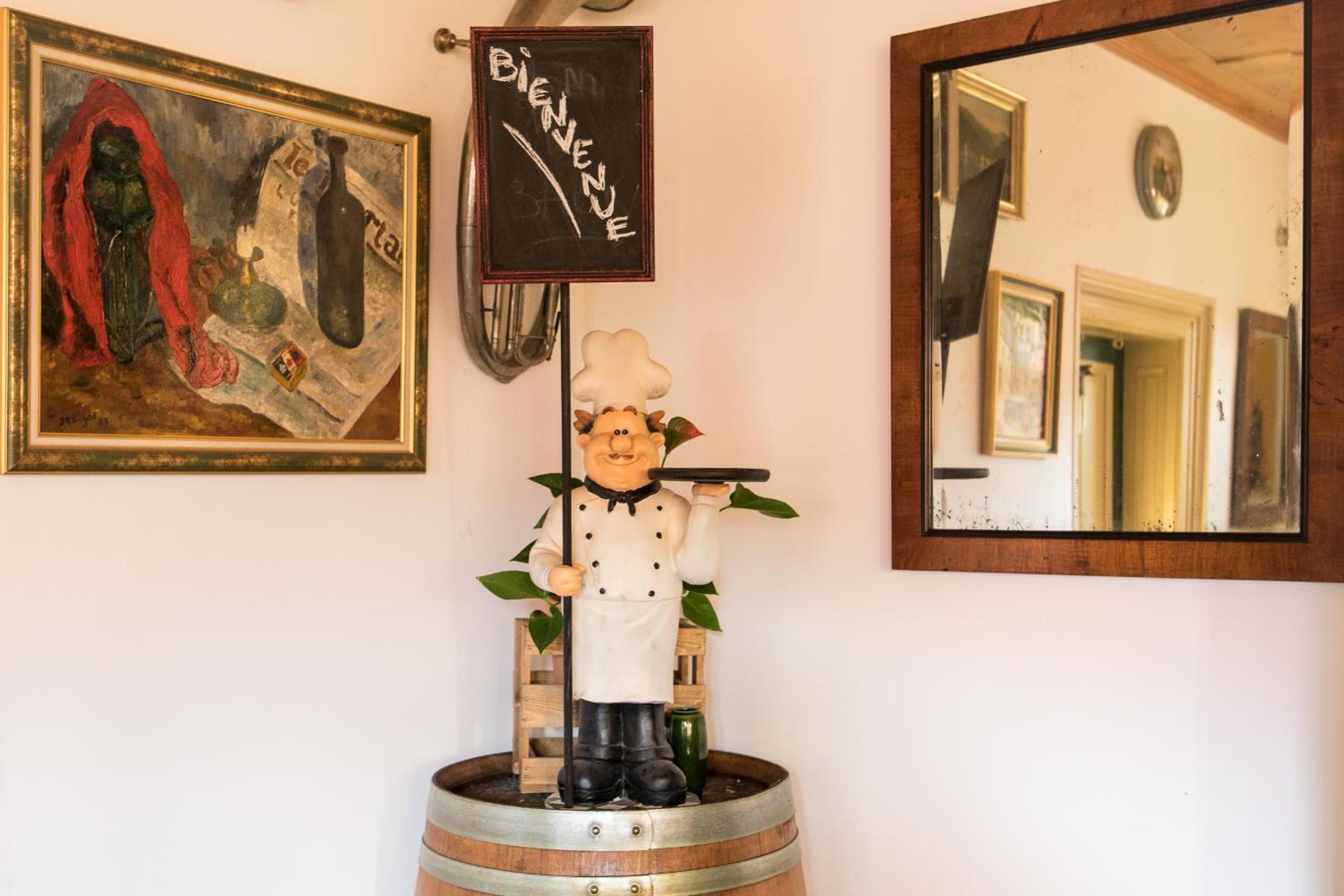 Chez Pierre