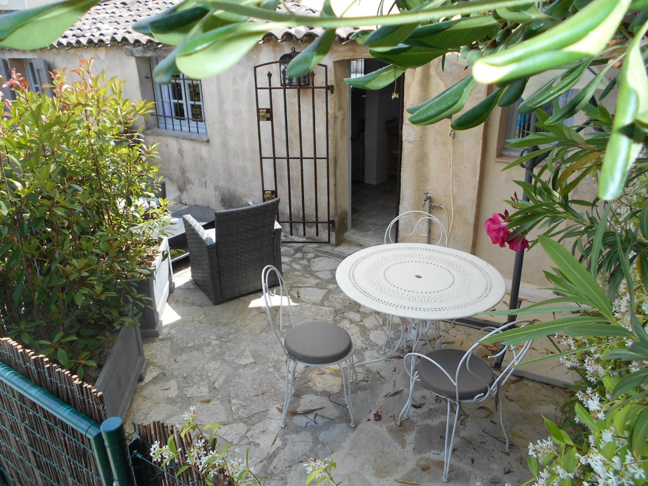 Photo 23