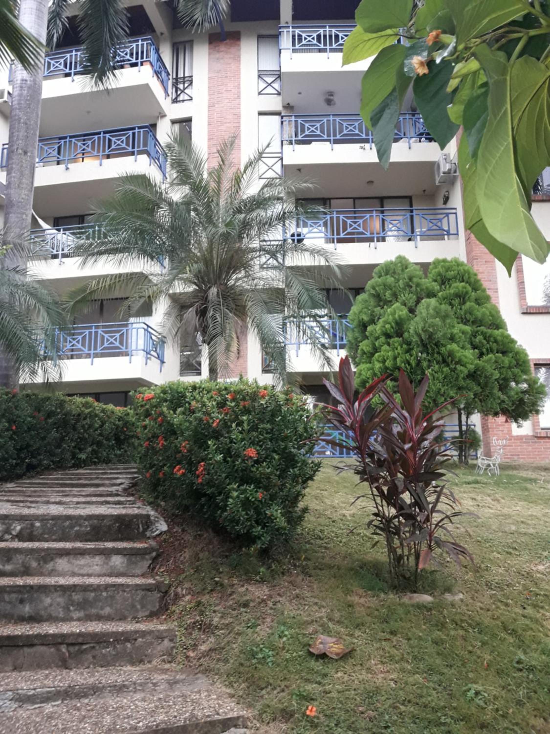 girardot resort apto102