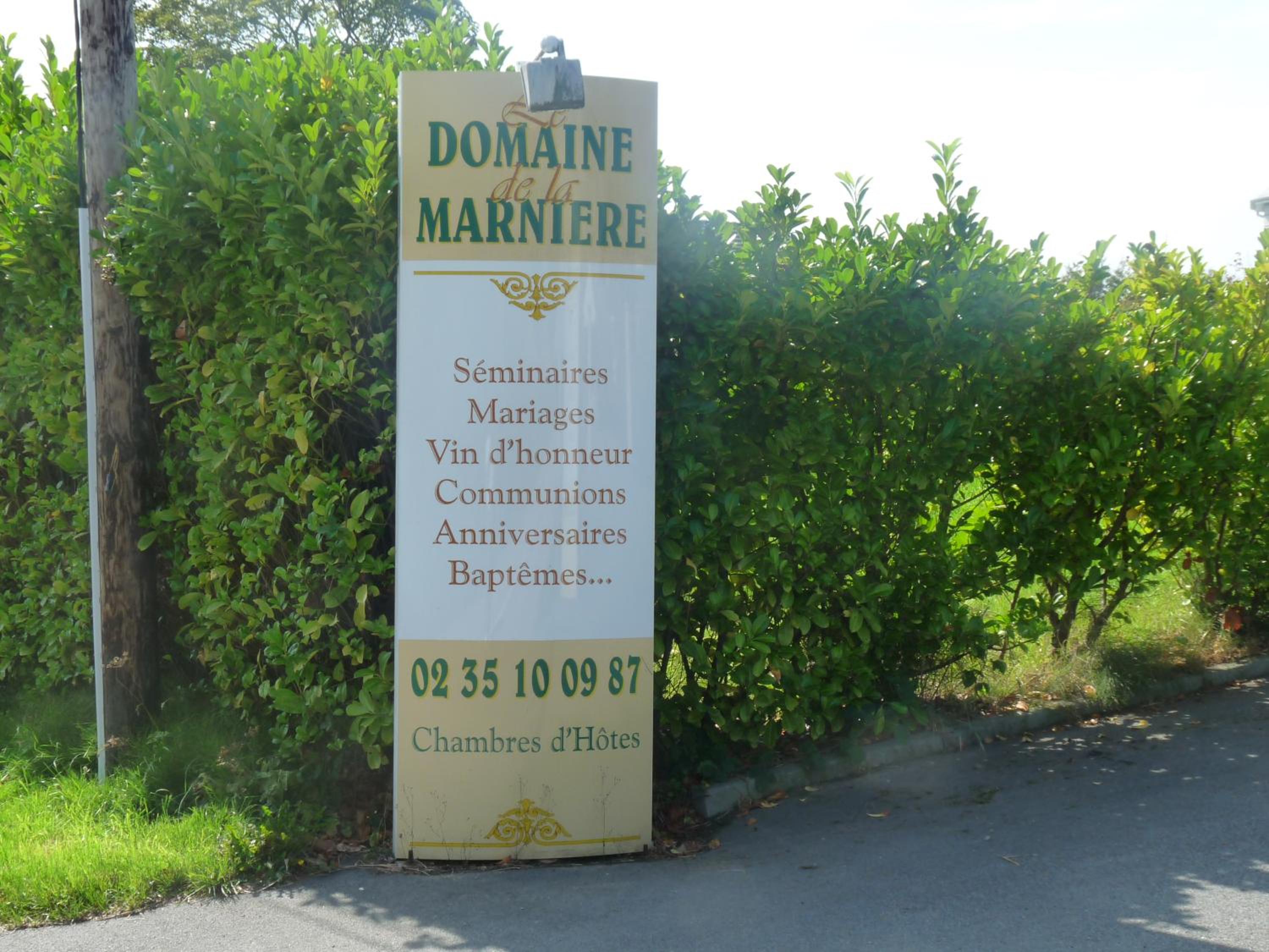 Chambres D'Hôtes Le Domaine de la Marnière view 2