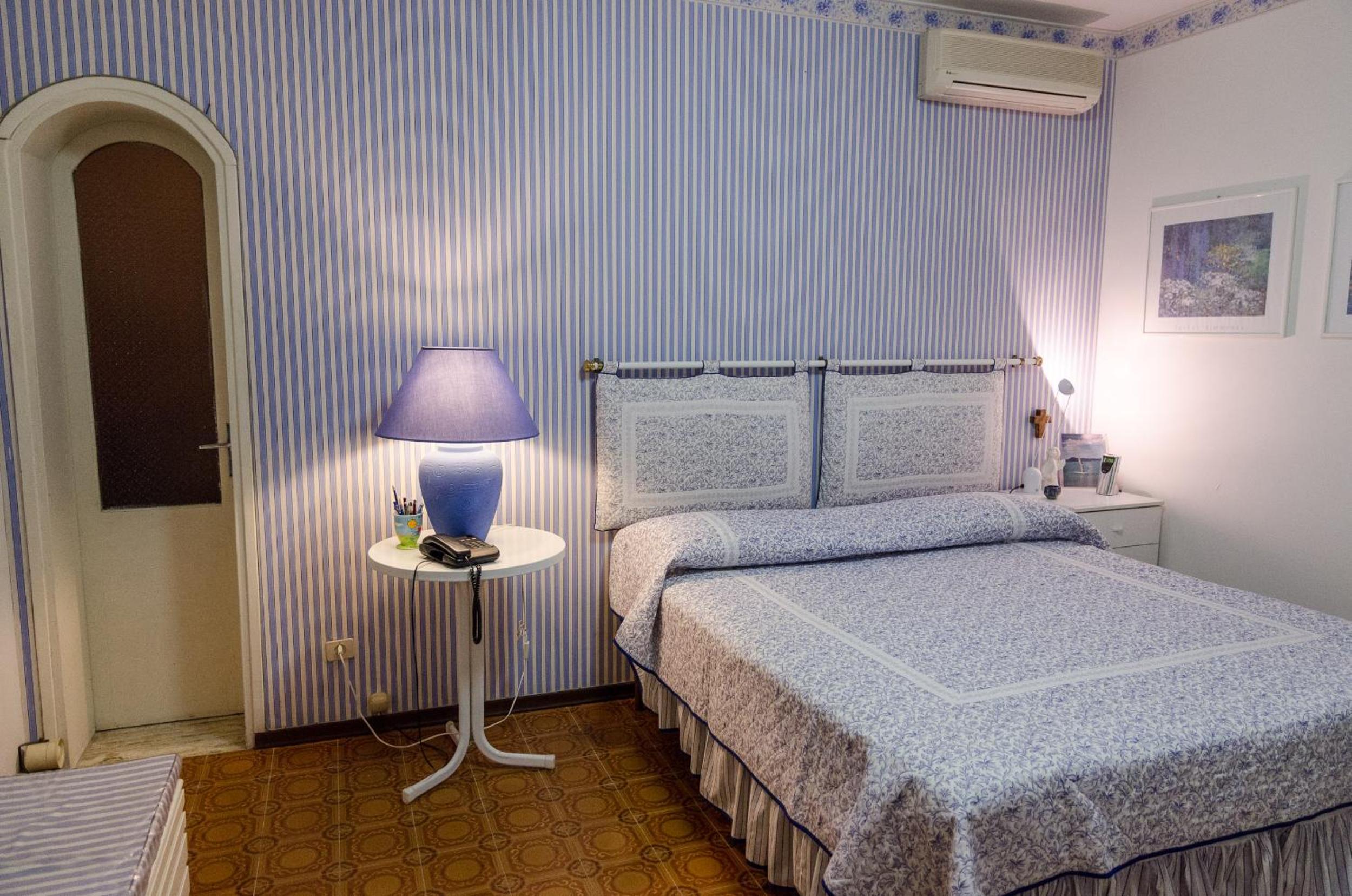 Seaside holiday apartment - unique location